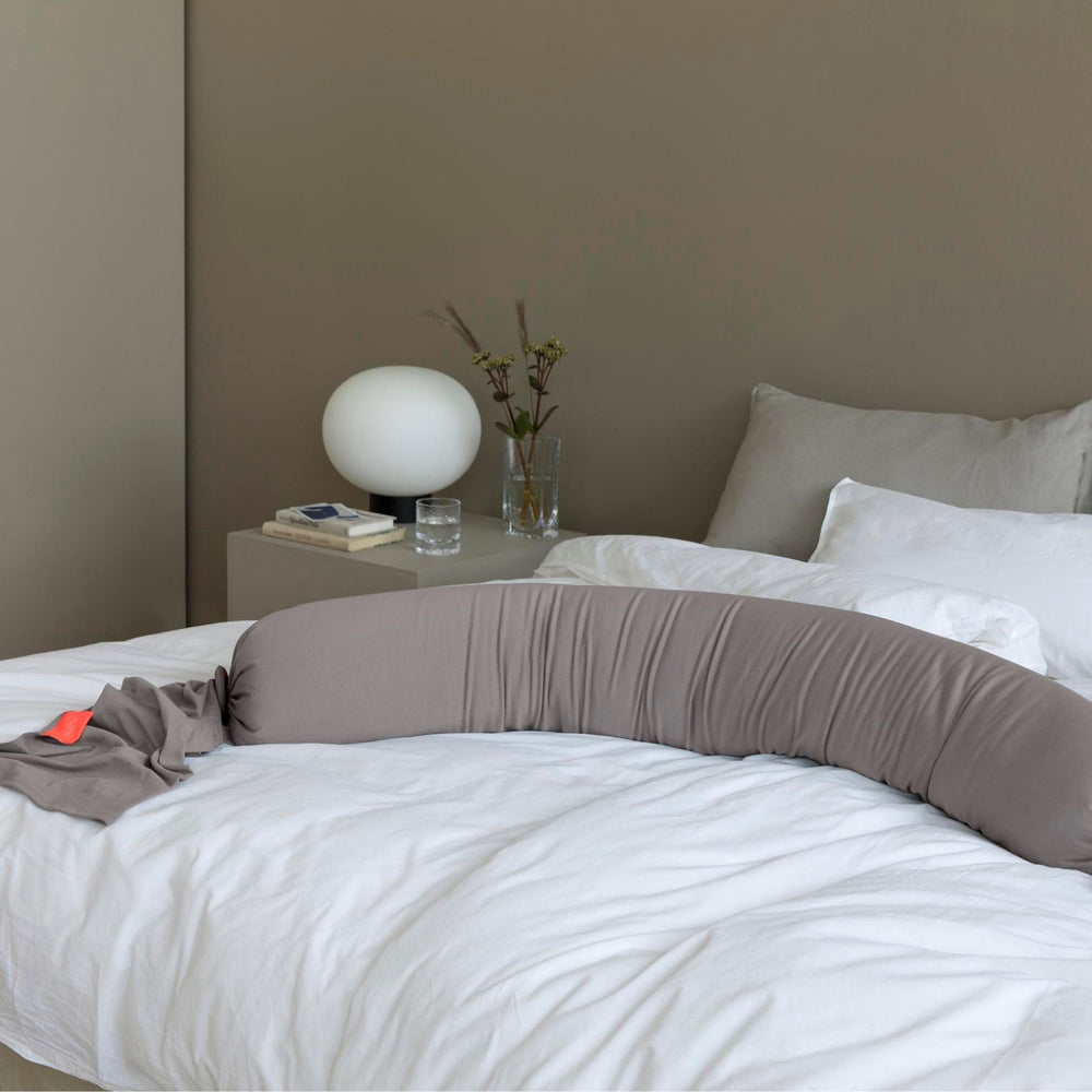 Køb bbhugme Stone/Plum Graviditetspude