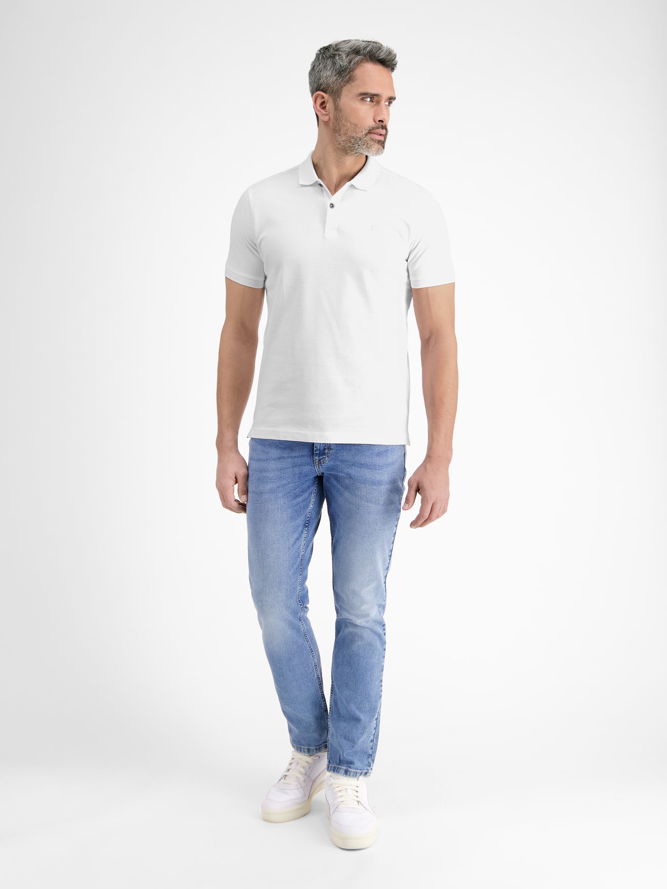 Basic Herren Poloshirt in klassischer Passform und Piquéqualität