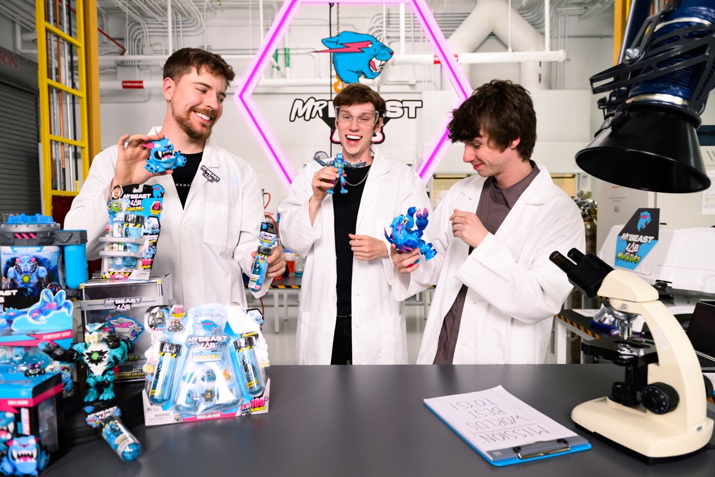 MR. BEAST LAB Mutator Action Figur -Metalic Panther