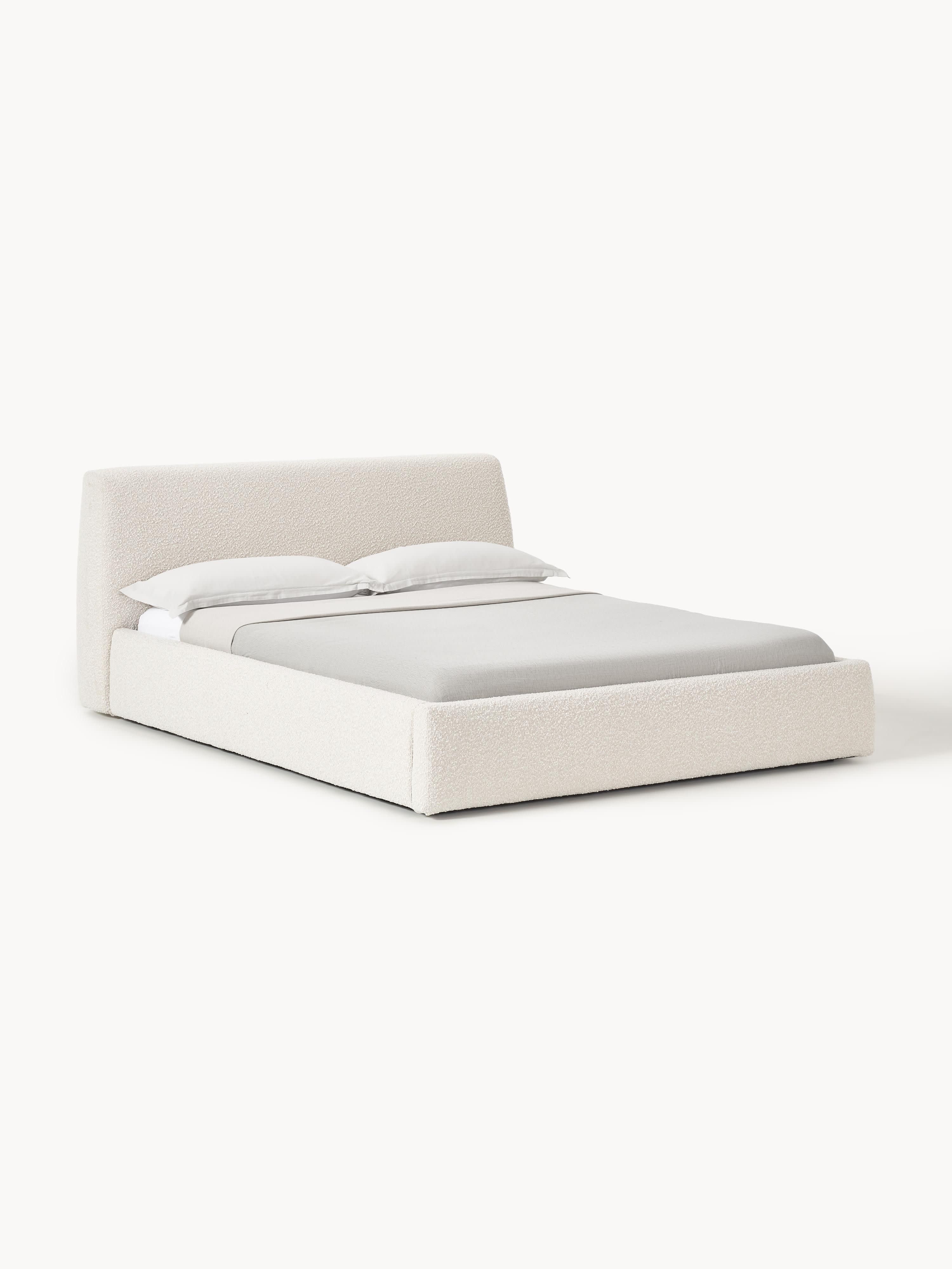 Bouclé gestoffeerd bed Cloud met opbergruimte