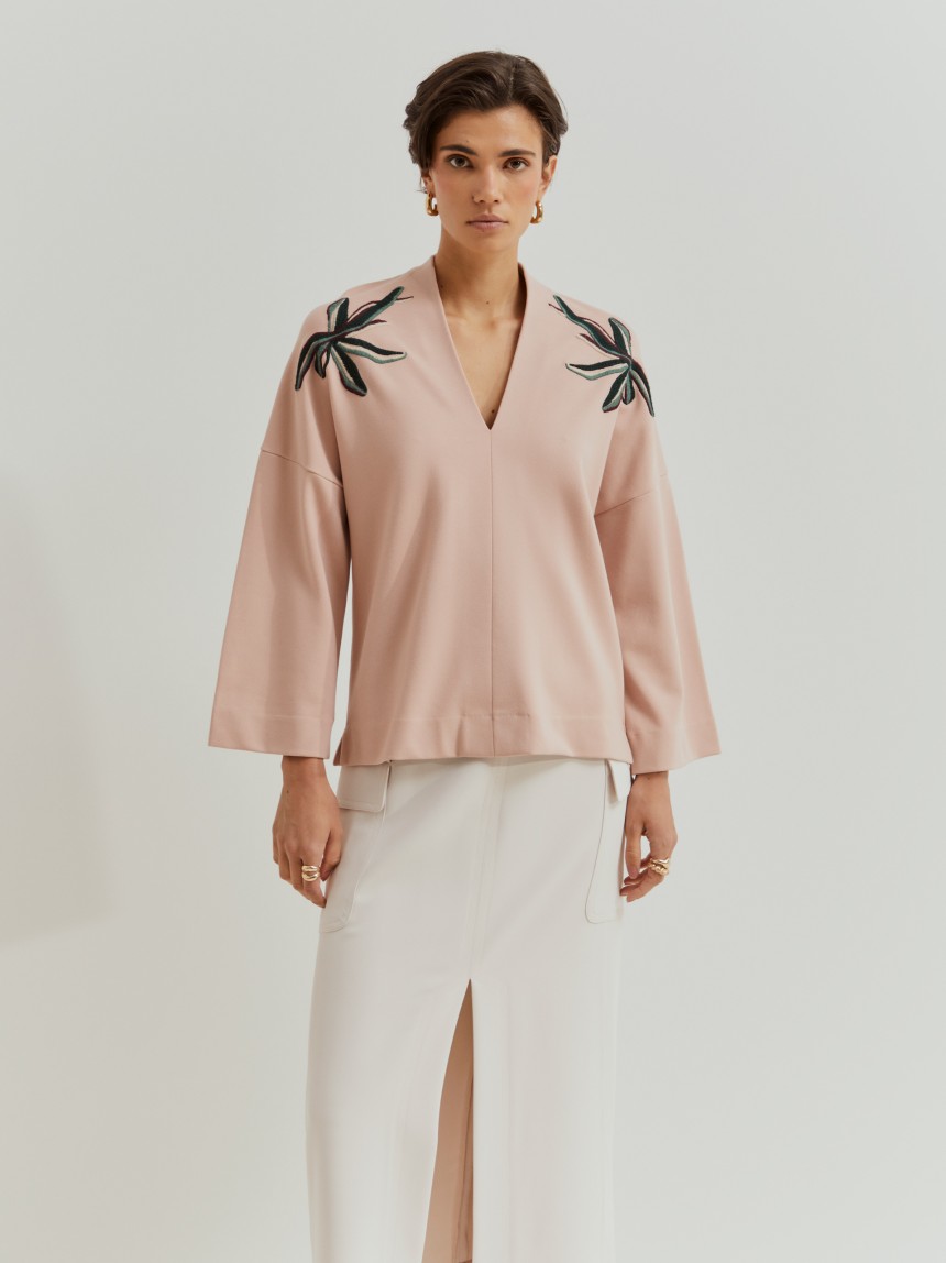 Camisola decote em V com bordado