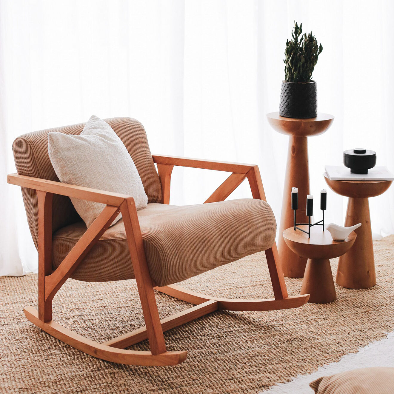 Homitis Fauteuil à bascule en Velours côtelé Nini Sallanan camel - 85x67x75 cm