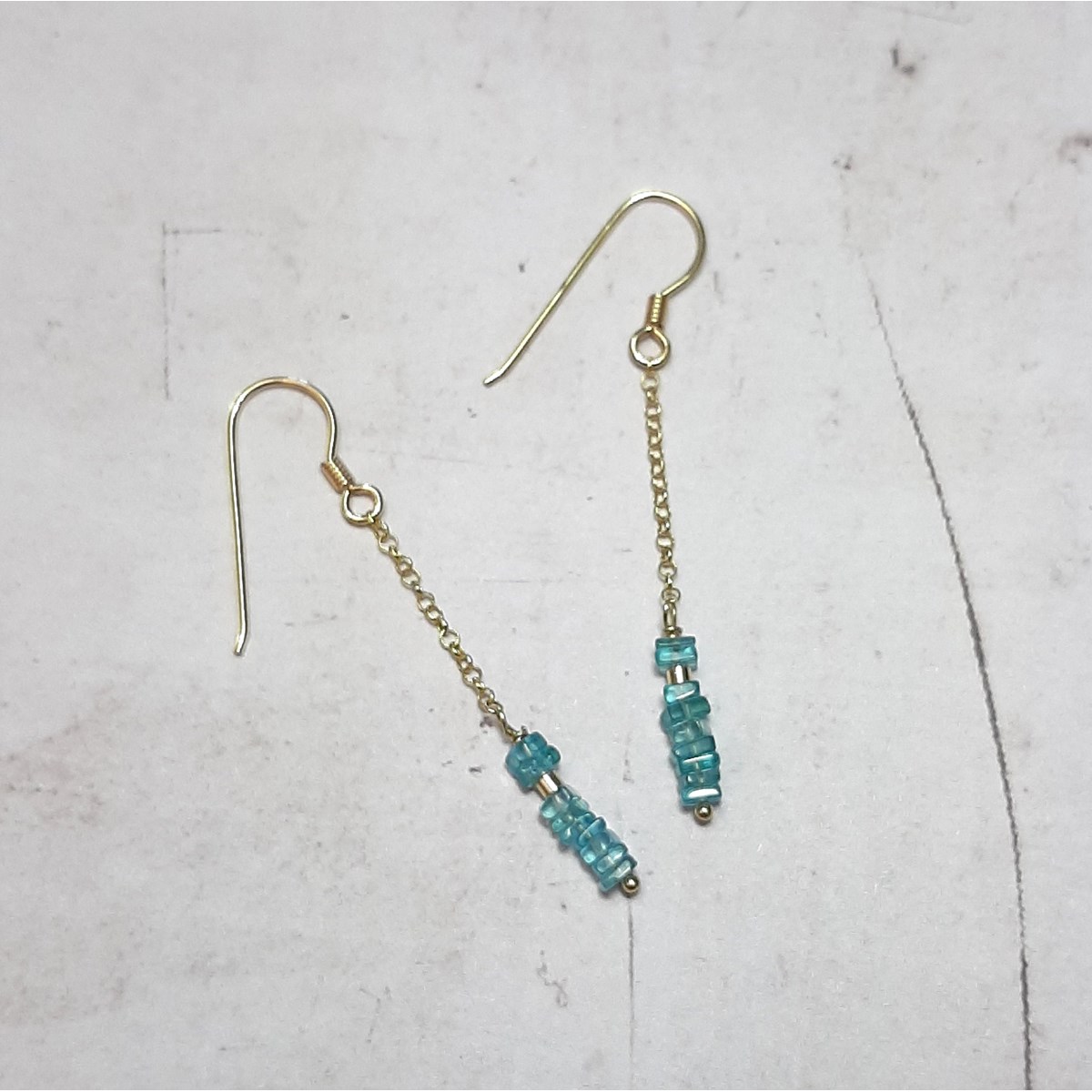 Boucles d'Oreilles Apatite Bleue en Argent 925 Doré