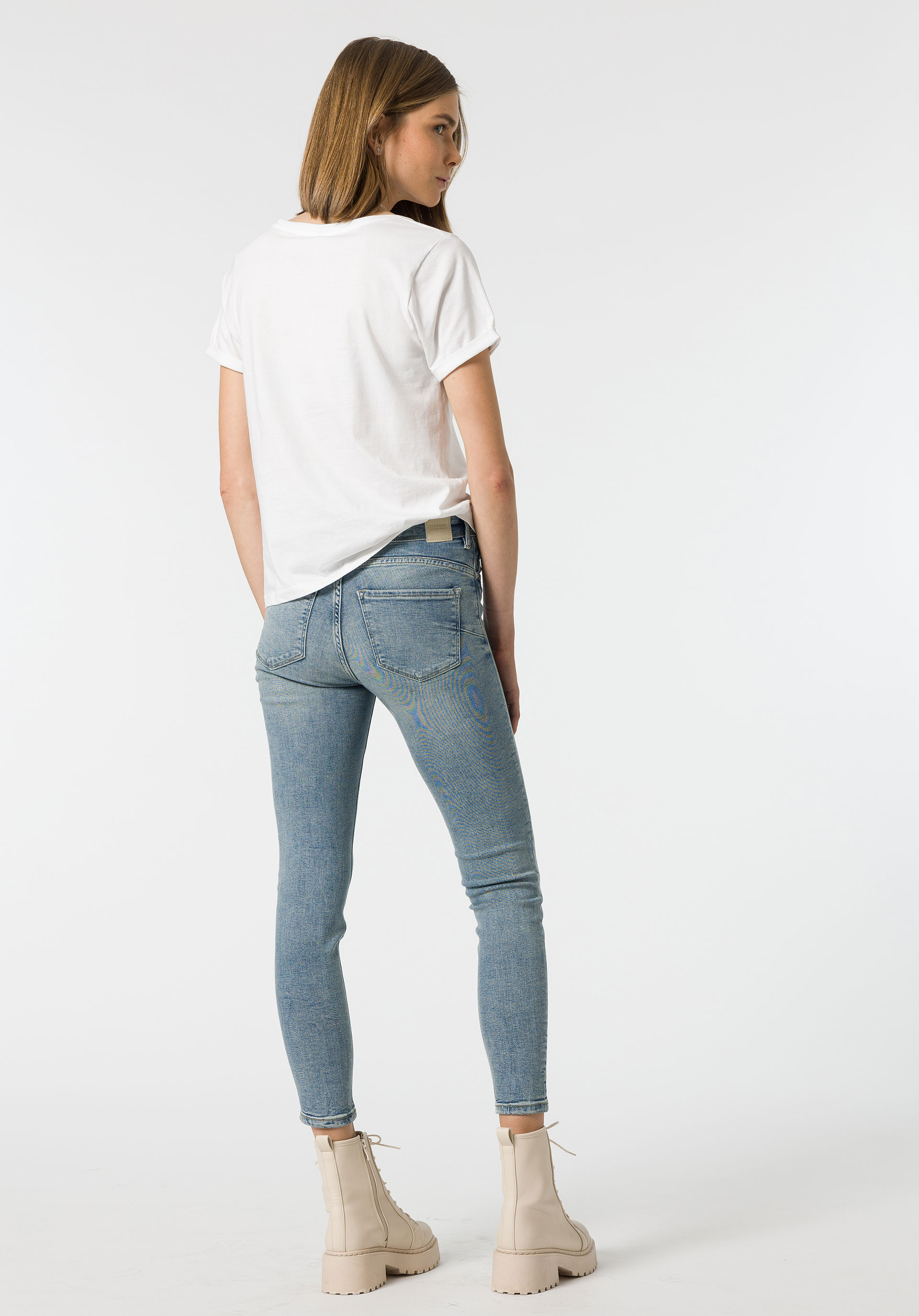 Jeans Light Push-up Skinny Cintura Média