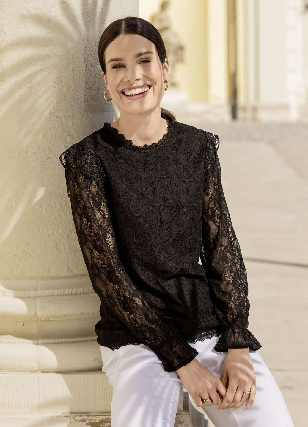 Spitzenshirt in 2 Farben