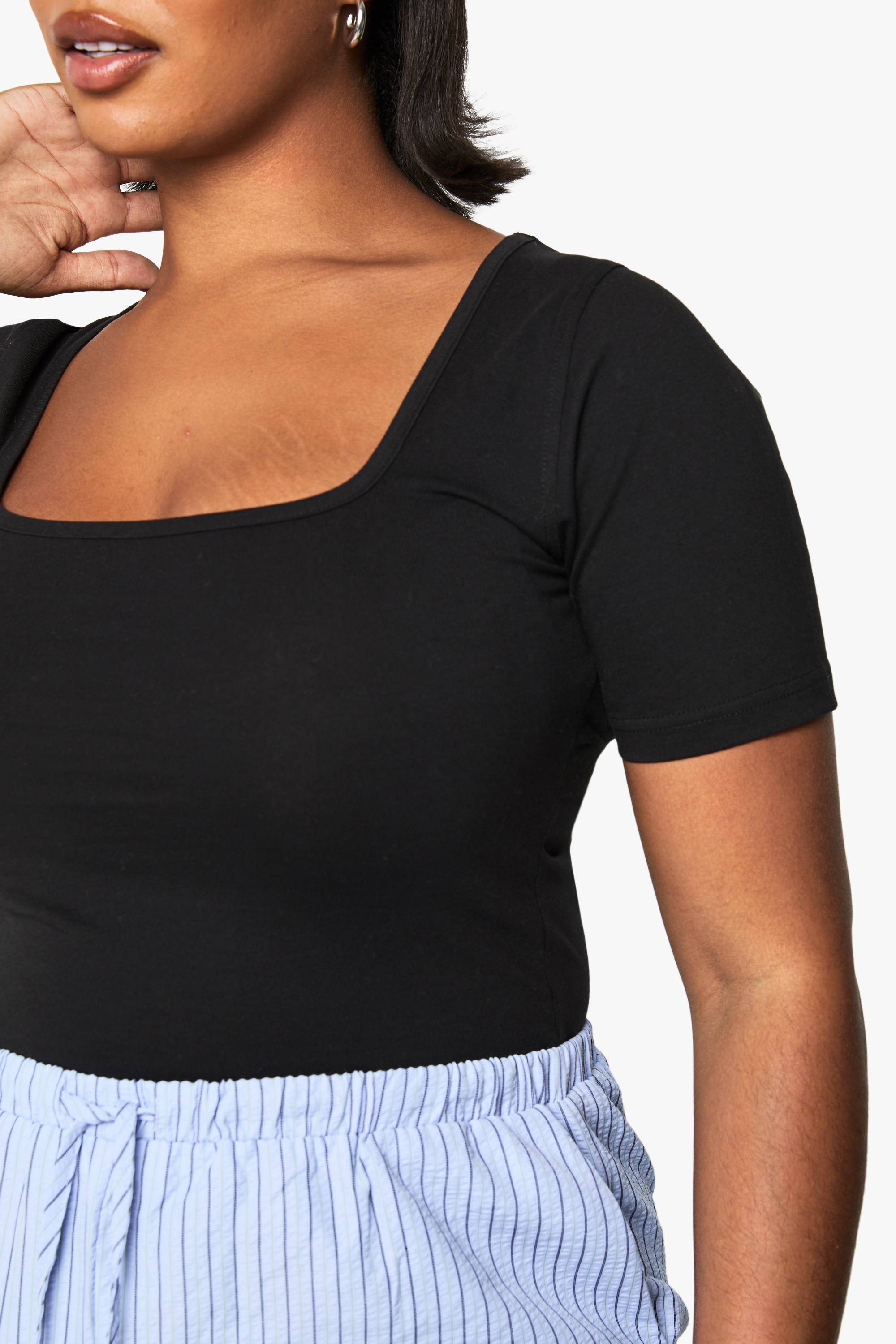 boohoo Body en coton grande taille à encolure carrée