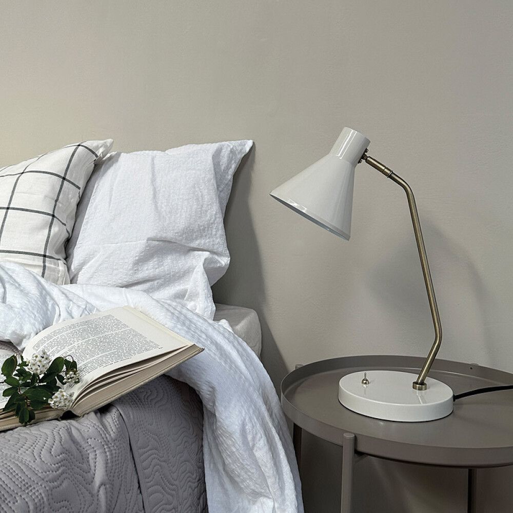 BORDLAMPE DYBERG LARSEN SLEEP HVIT