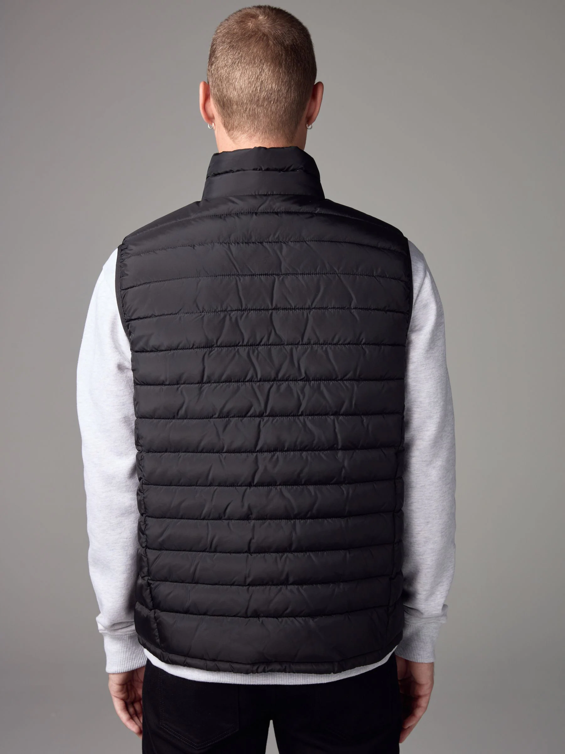 Zwart - Regenbestendige, dunne gewatteerde bodywarmer