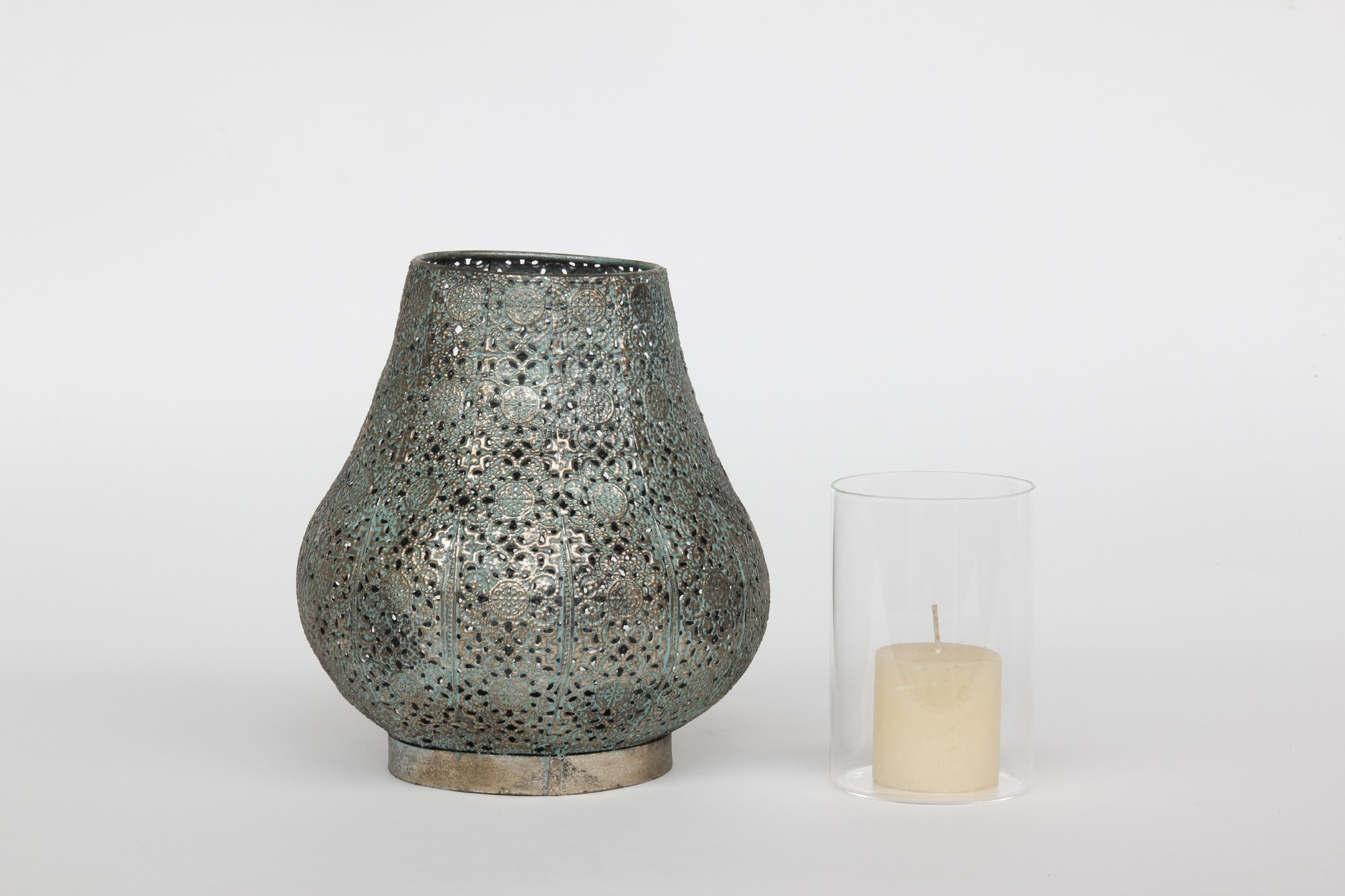 Windlicht 'Coorow', antik gold, Ø 16 cm, H 16,5 cm von fischer's lagerhaus