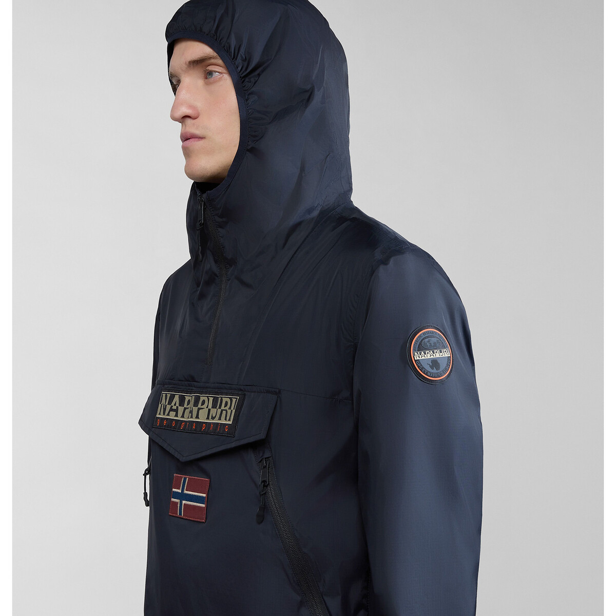 NAPAPIJRI<br>Colete Rainforest Pocket 2