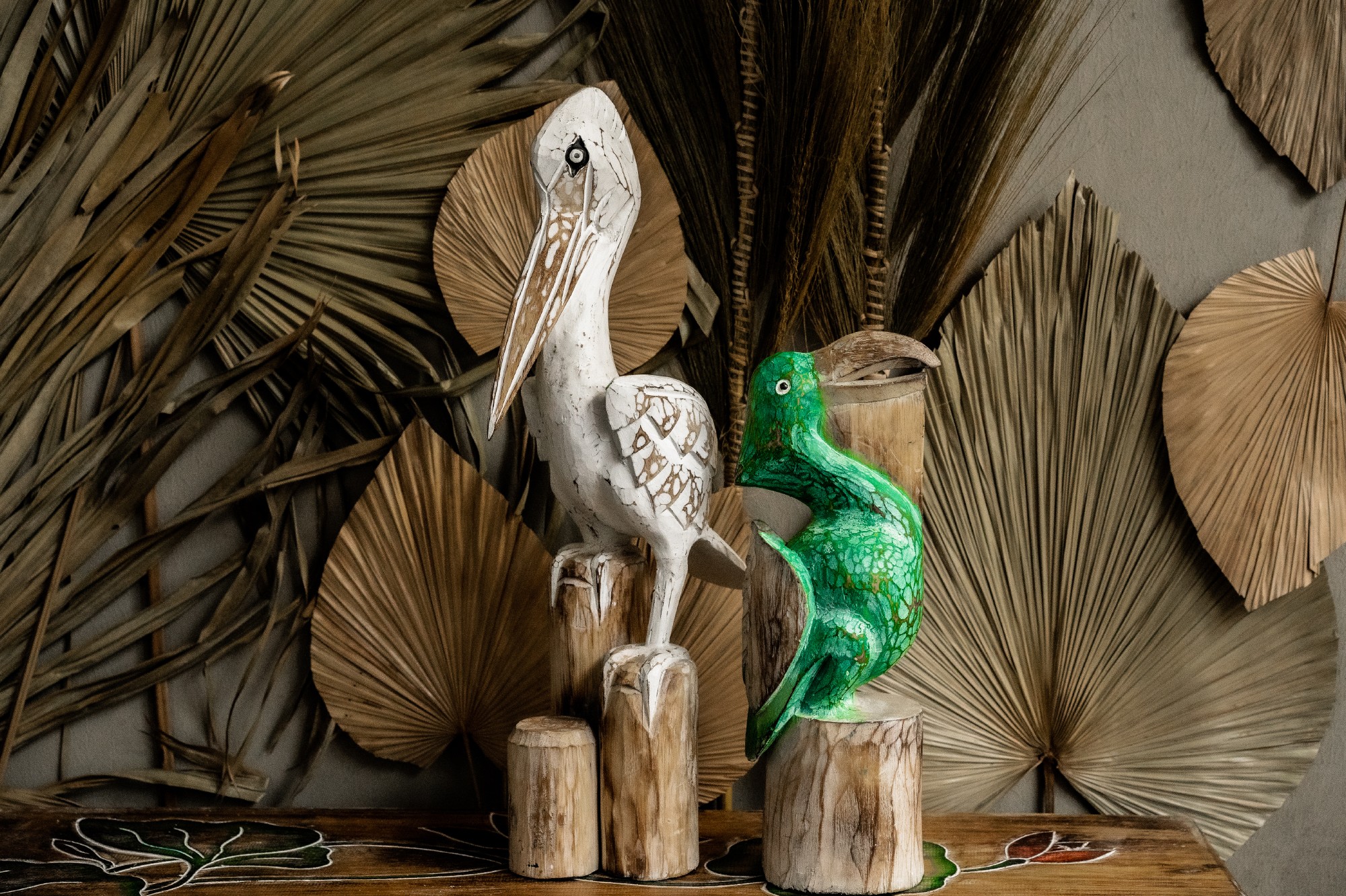 Pelikan-Skulptur weiß, H 60 cm, B 25 cm, L 15 cm von fischer's lagerhaus
