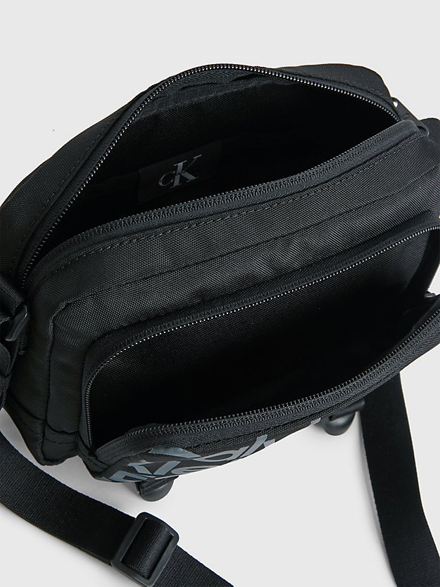 Bolsa de ombro reciclada