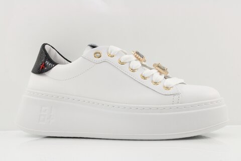 GIO+ Sneaker