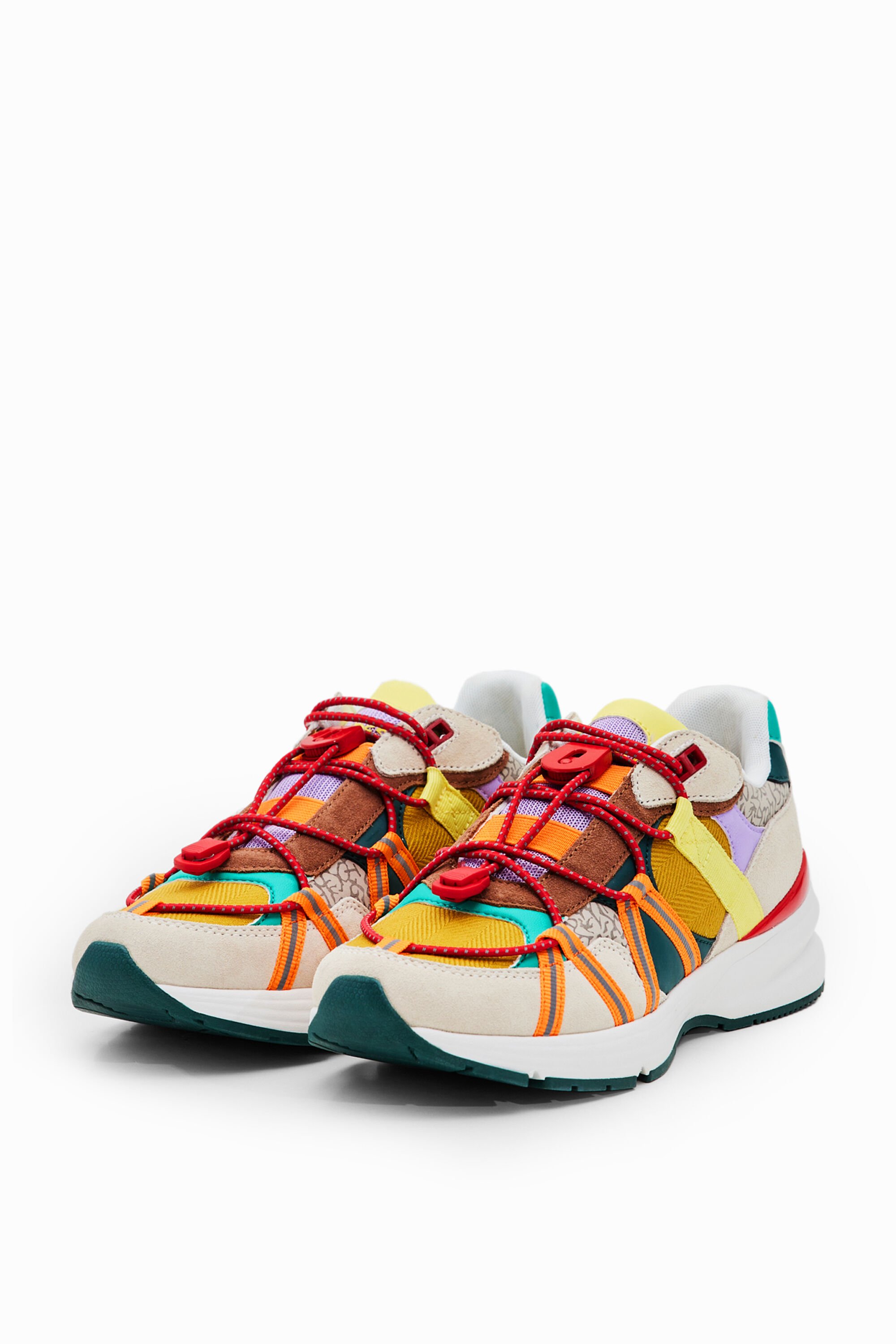 Baskets patchwork détails trekking