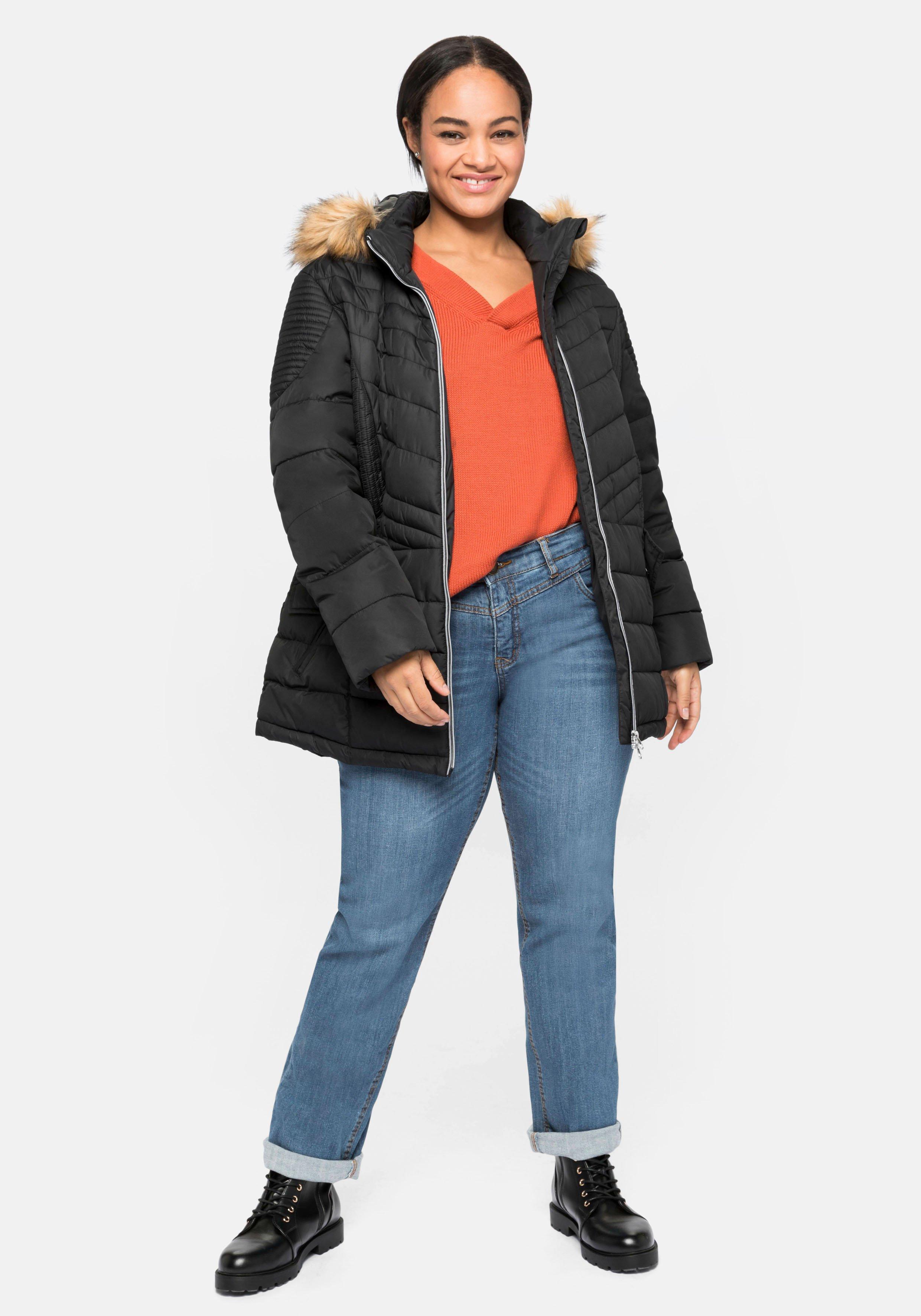 Steppjacke mit abnehmbarer Kapuze