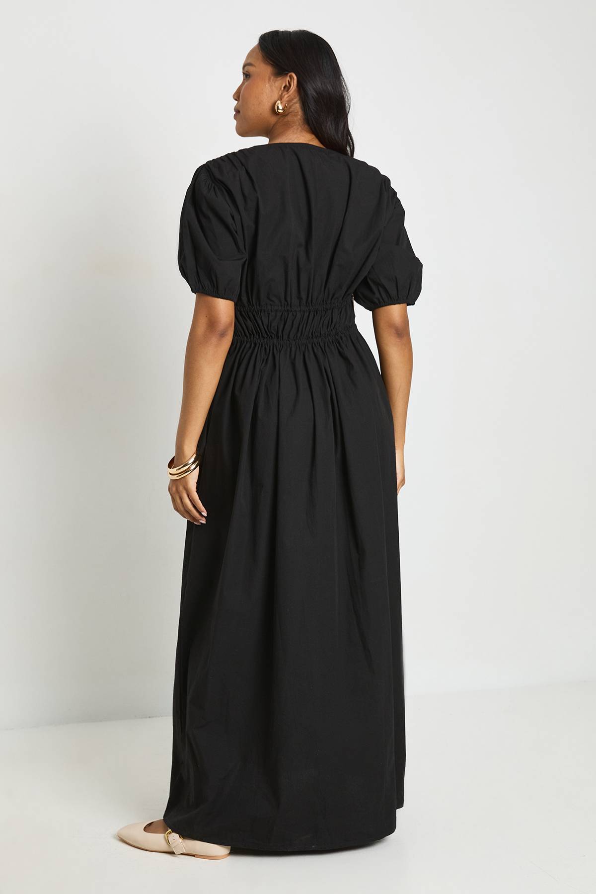 boohoo Robe Longue De Maternité Froncée Avec Lien Noué Devant