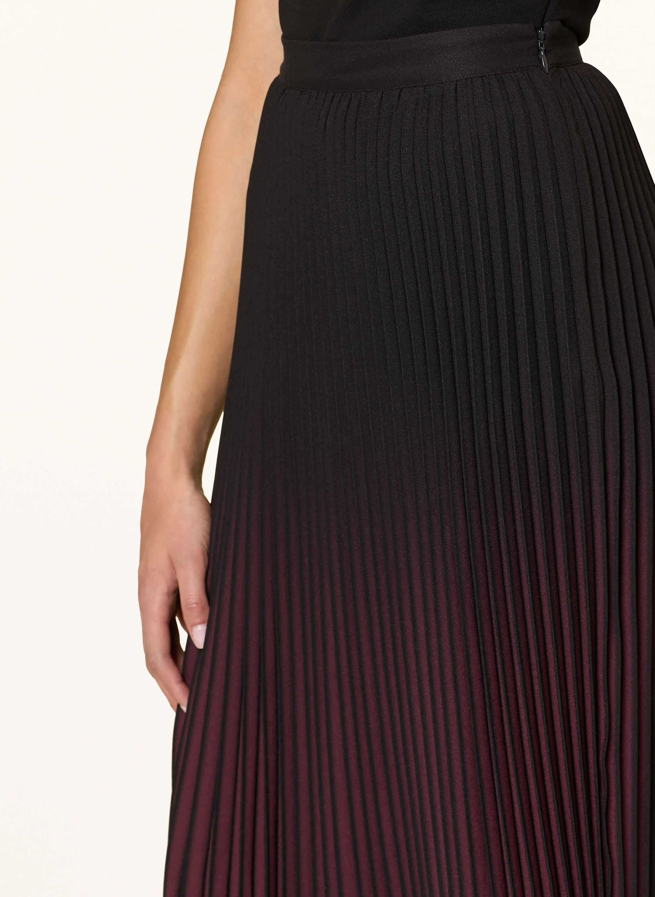 REISS Plisseerock MARLIE