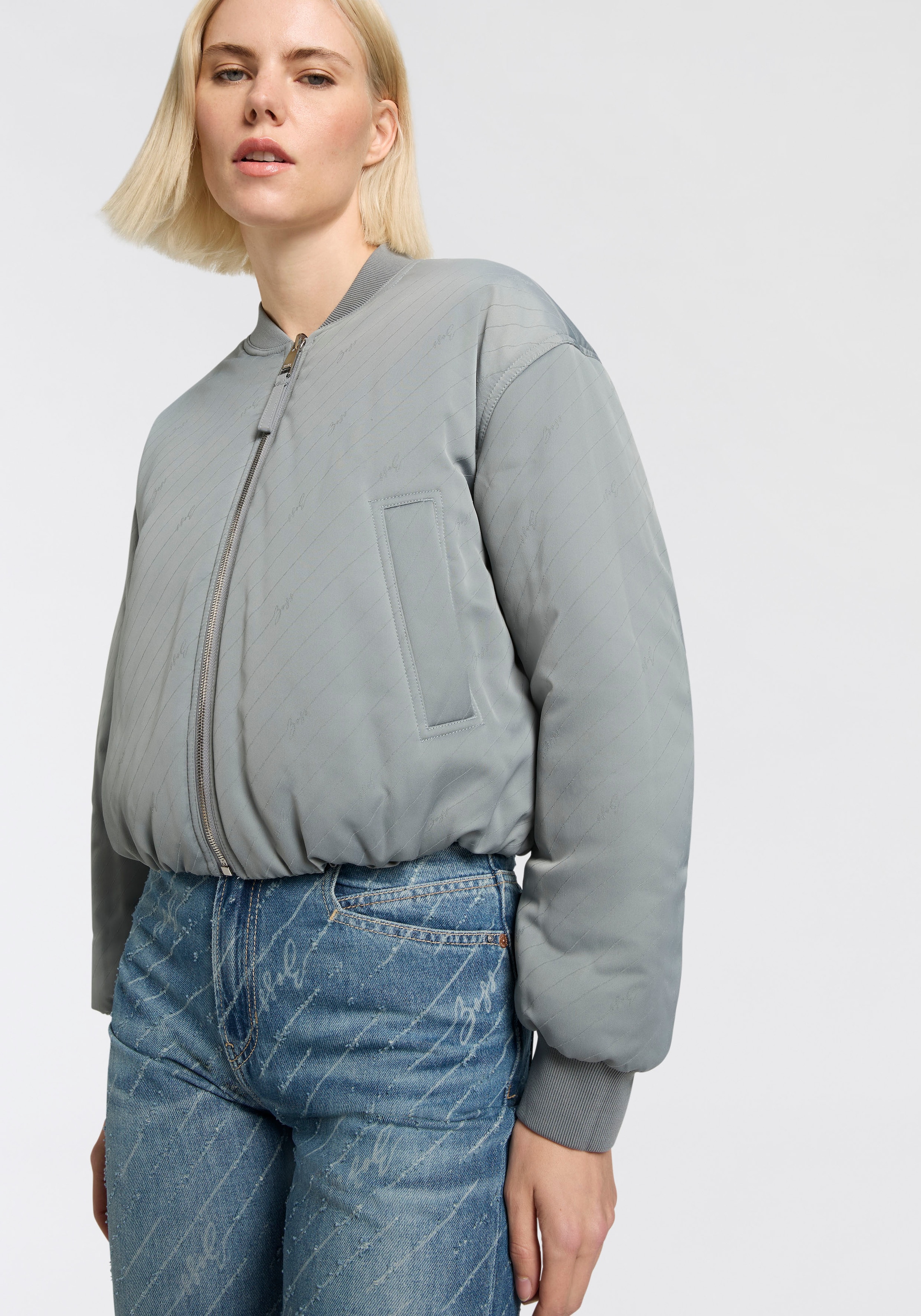 BOSS ORANGE Bomberjacke »Paddana Premium Damenmode« im Wende-Design, Logo-Jacquard