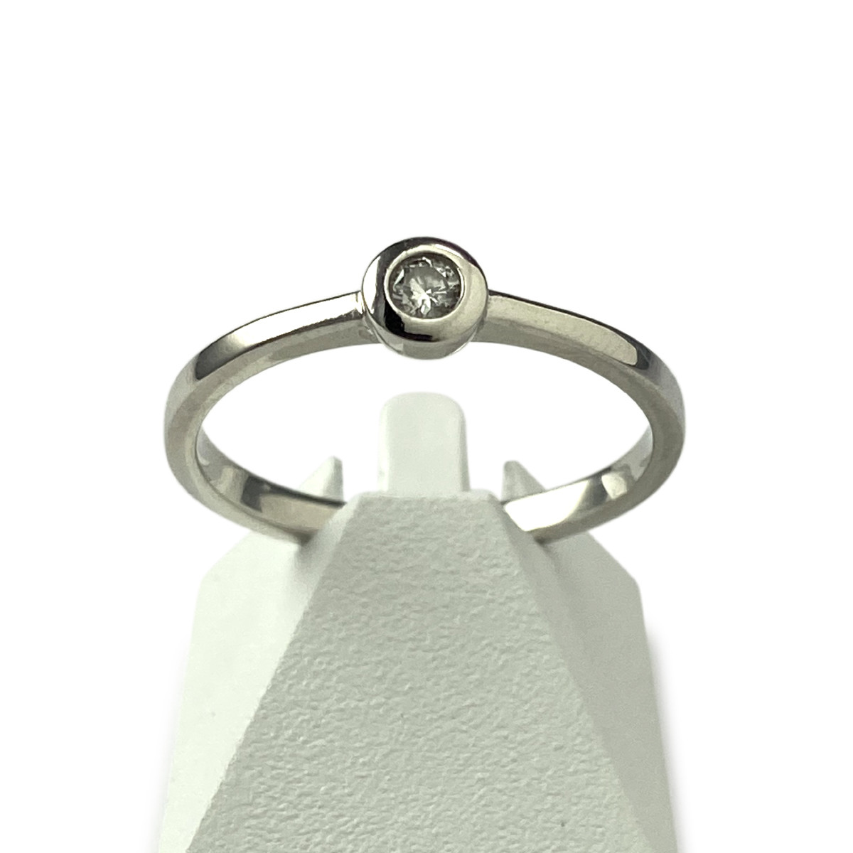 Bague solitaire d'occasion or 750 blanc diamant
