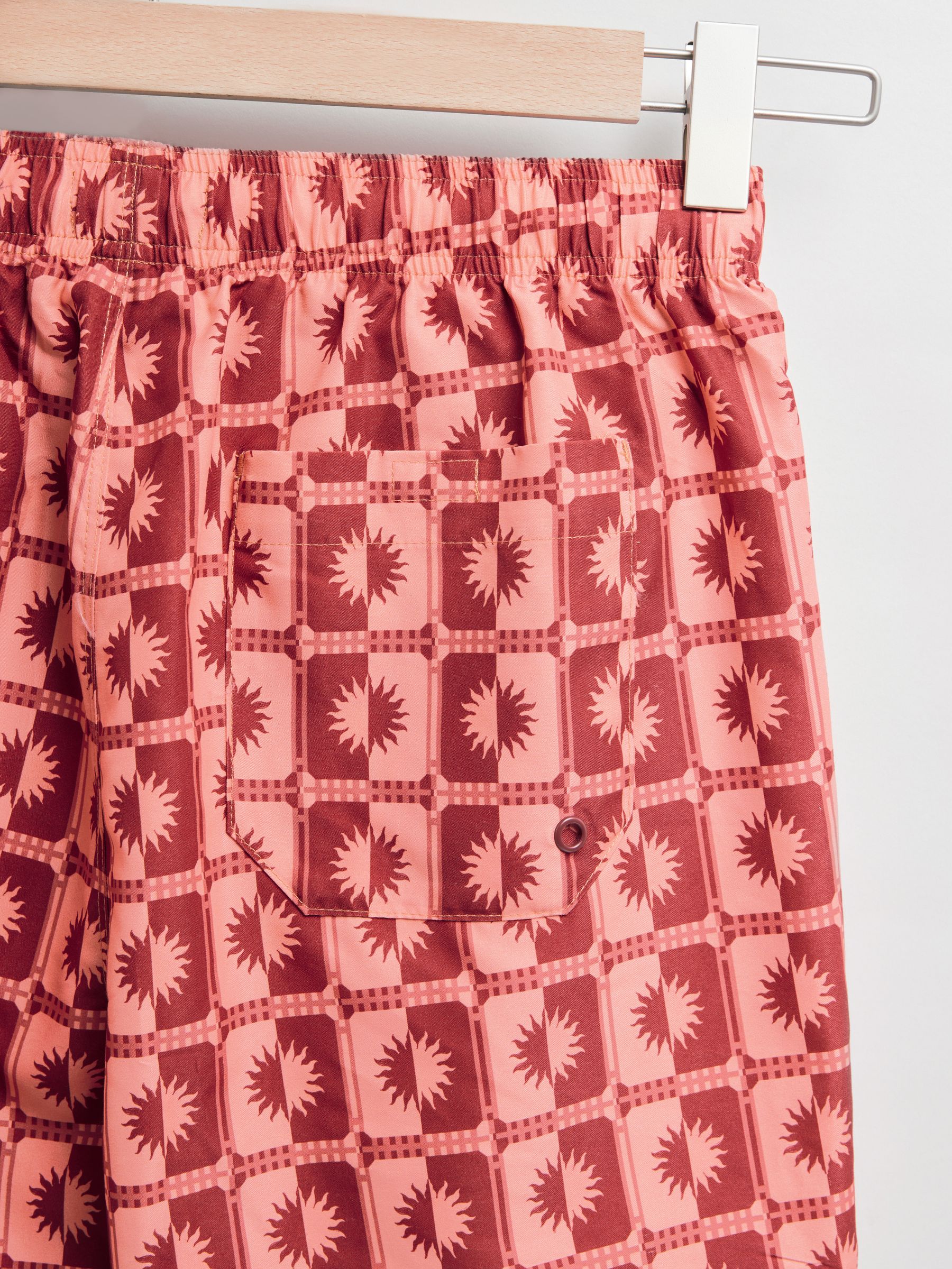 Koraalroze geometrische zon - Zwemshort met print