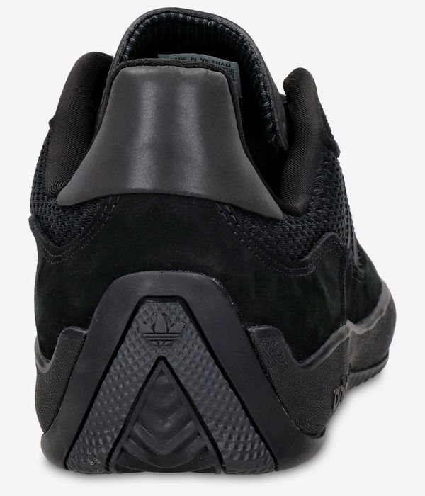 adidas Skateboarding Puig Schuh (core black core black carbon)