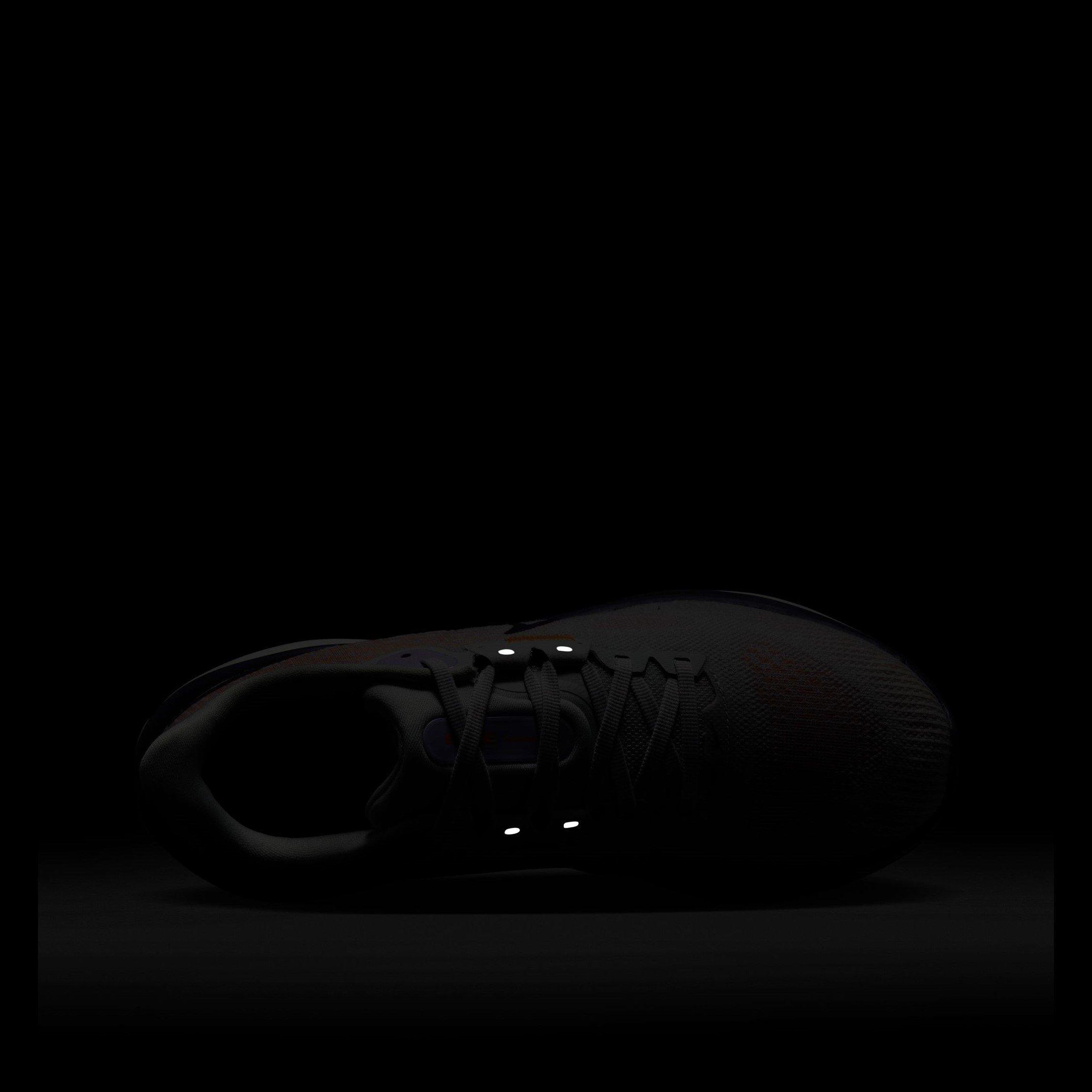 Nike Vomero 17 Womens Road Running Shoes