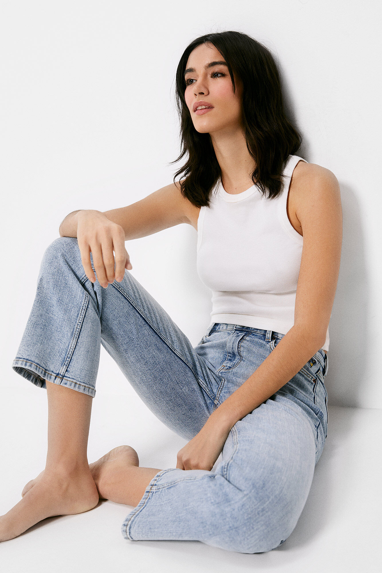 Calça jeans flare com estampa de borboletas, lavagem sustentável - azul médio