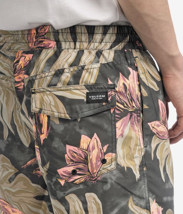 Volcom Polly Pack 17 Boardshorts (rinsed black)