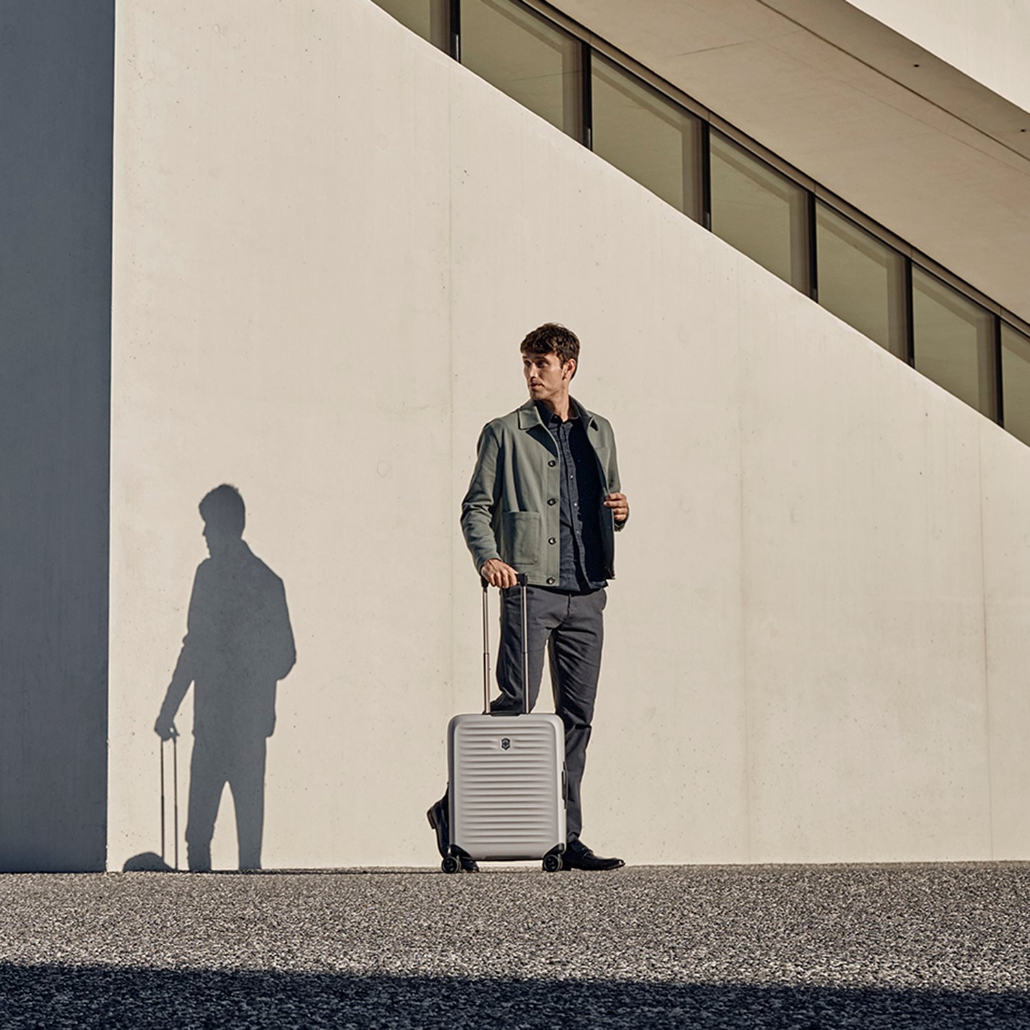 Victorinox Airox Advanced Global Carry-On stone white