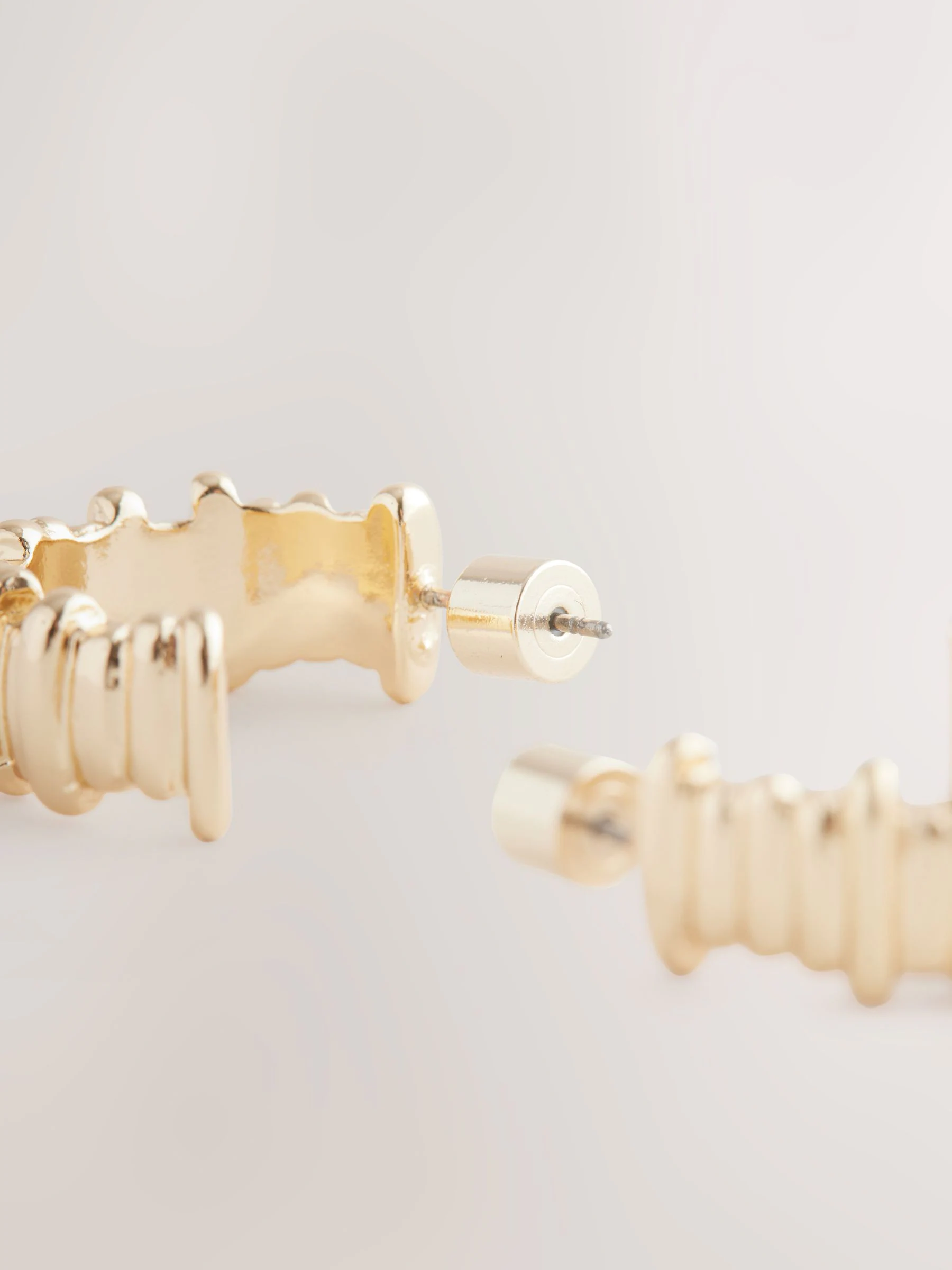 Goudkleurig - Ridged Hoop Earrings