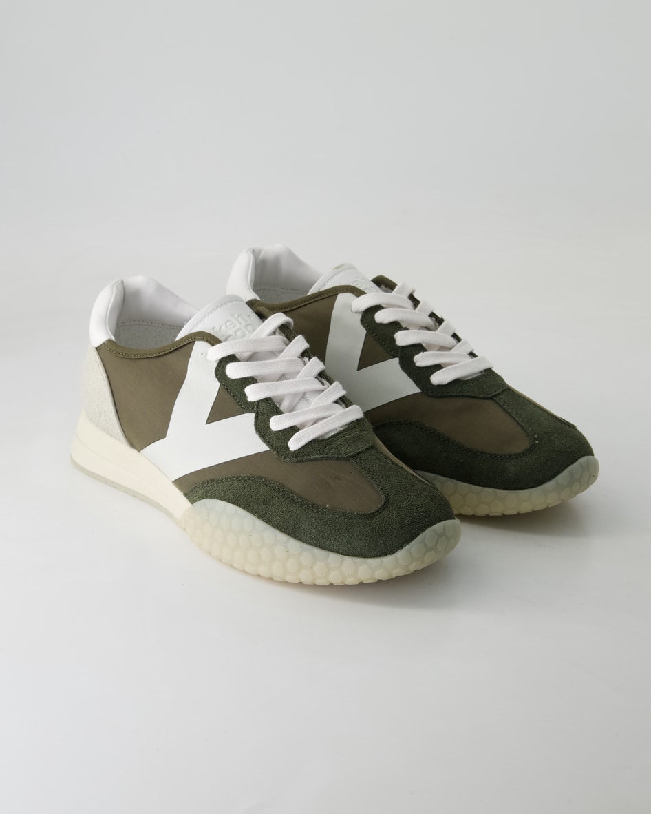 Keh-Noo Primary Sneaker in Grün