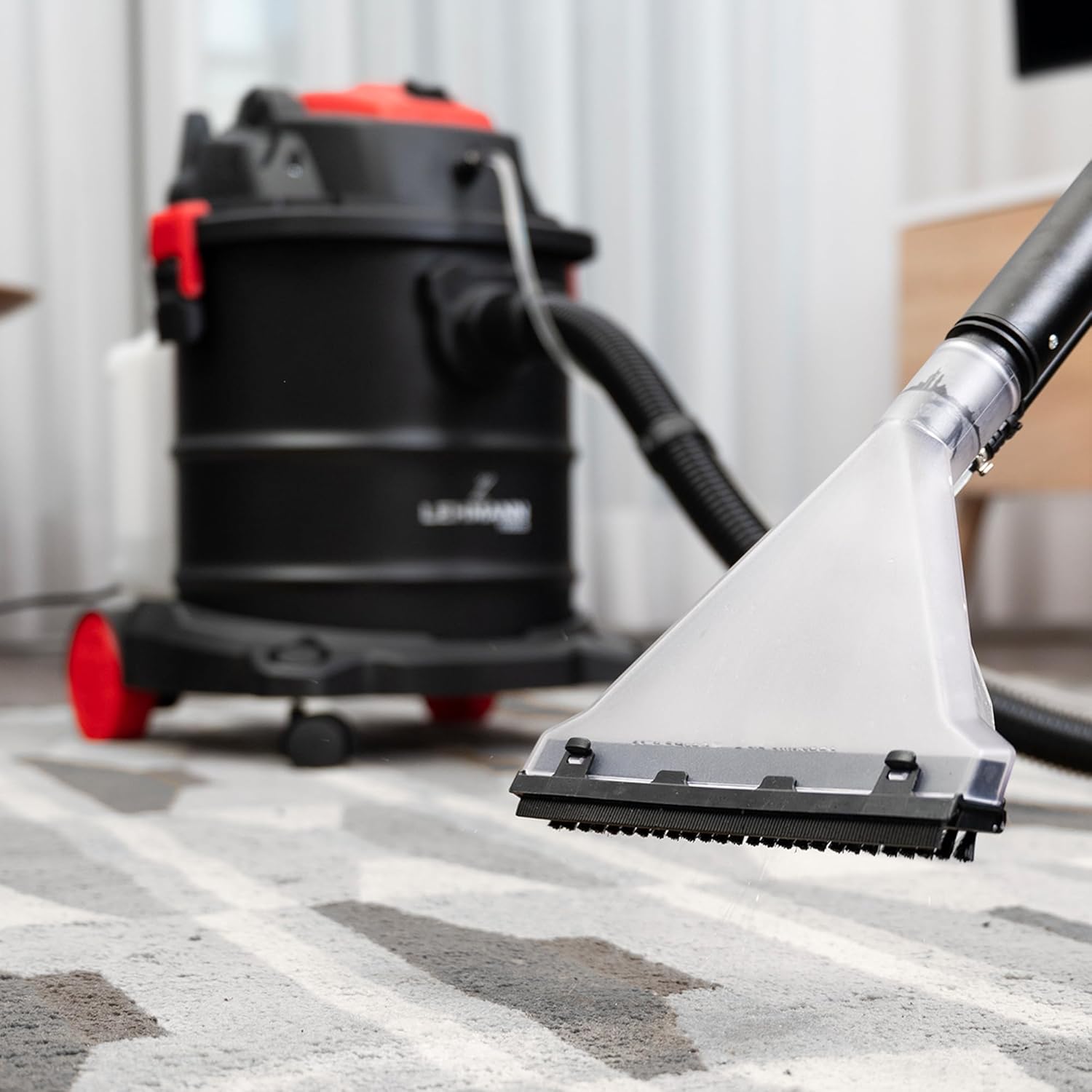LEHMANN Waschsauger Ultrawash 4 in 1 | Staubsauger für Teppiche und Polstermöbel | Beutelloser Staubsauger mit 20-Liter-Behälter | inkl. umfangreichem Zubehör
