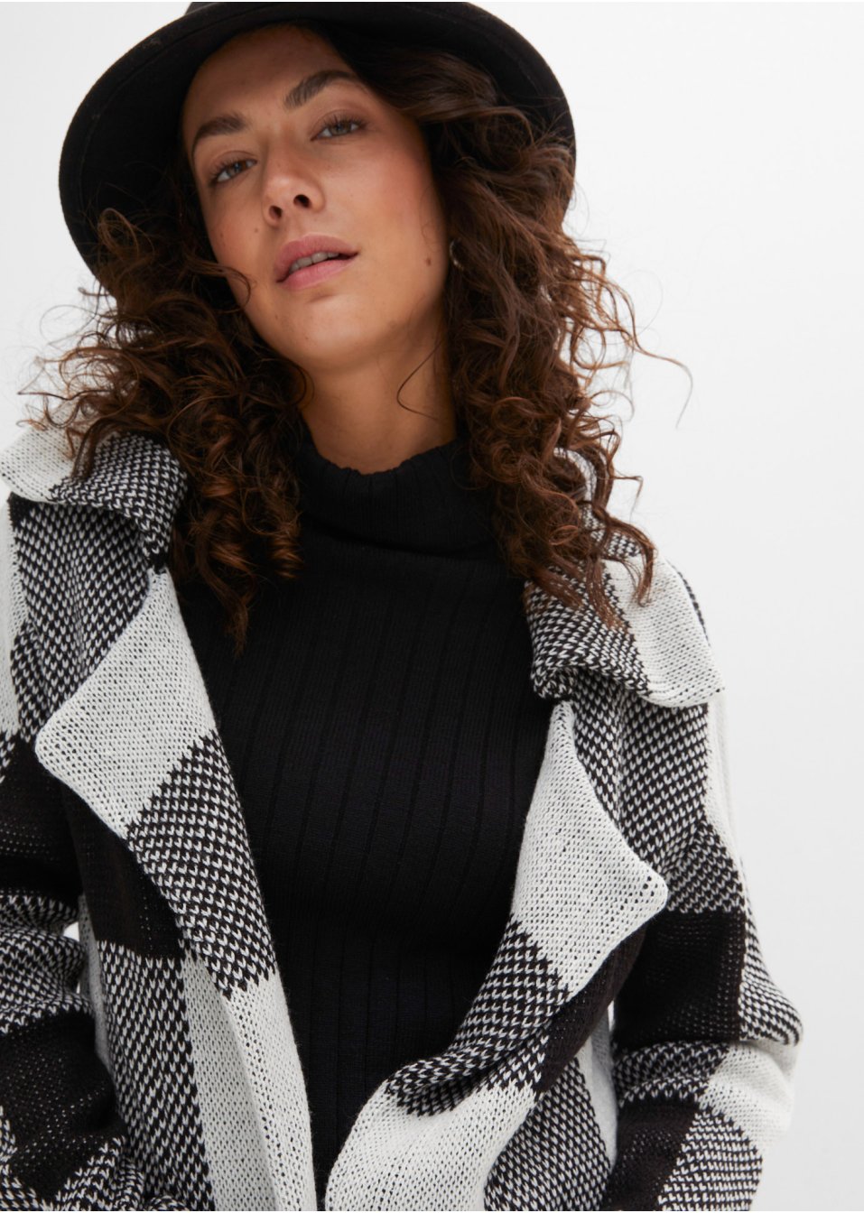 Veste longue en maille à franges