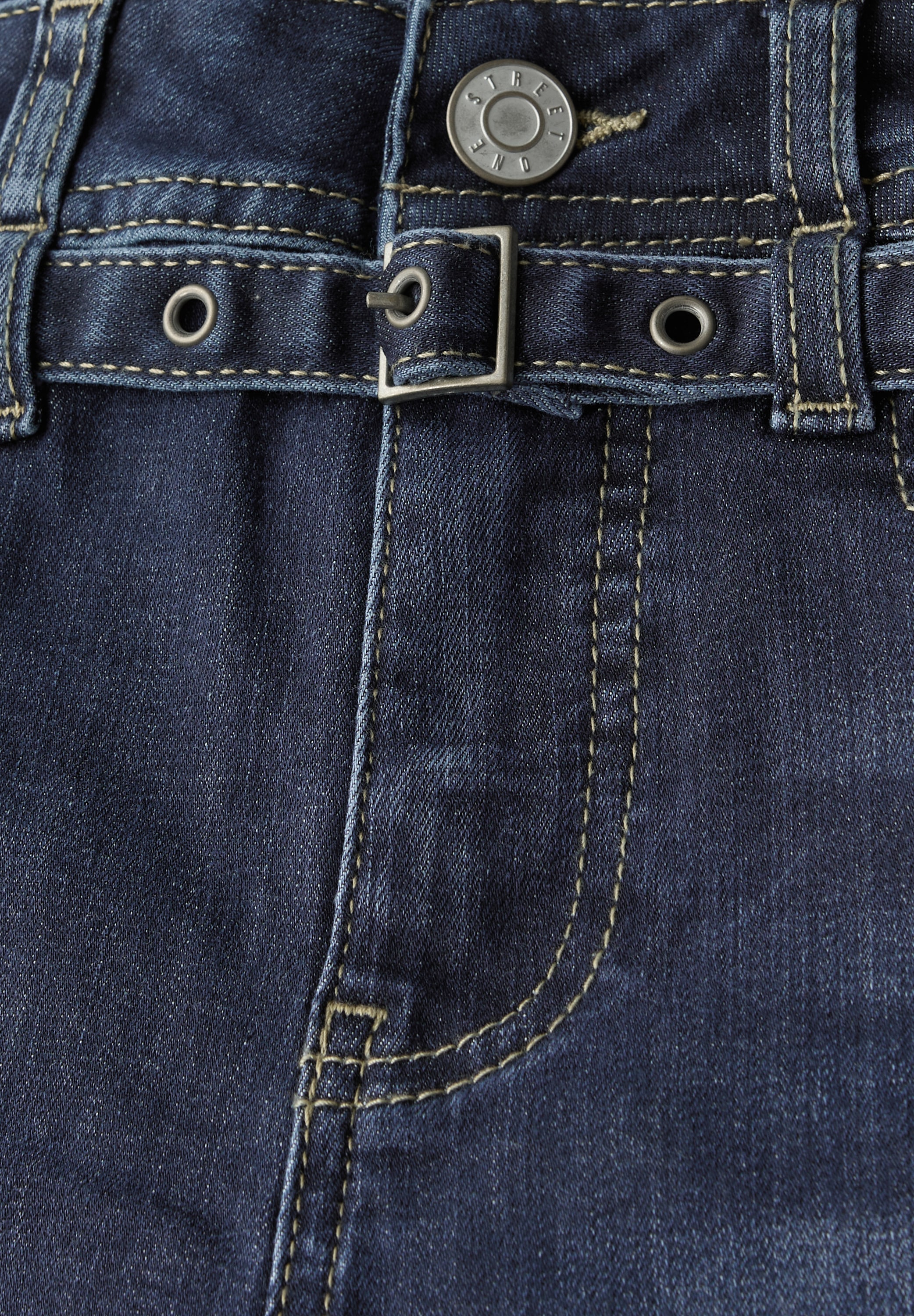 STREET ONE Weite Jeans mit Jeans-Gürtel