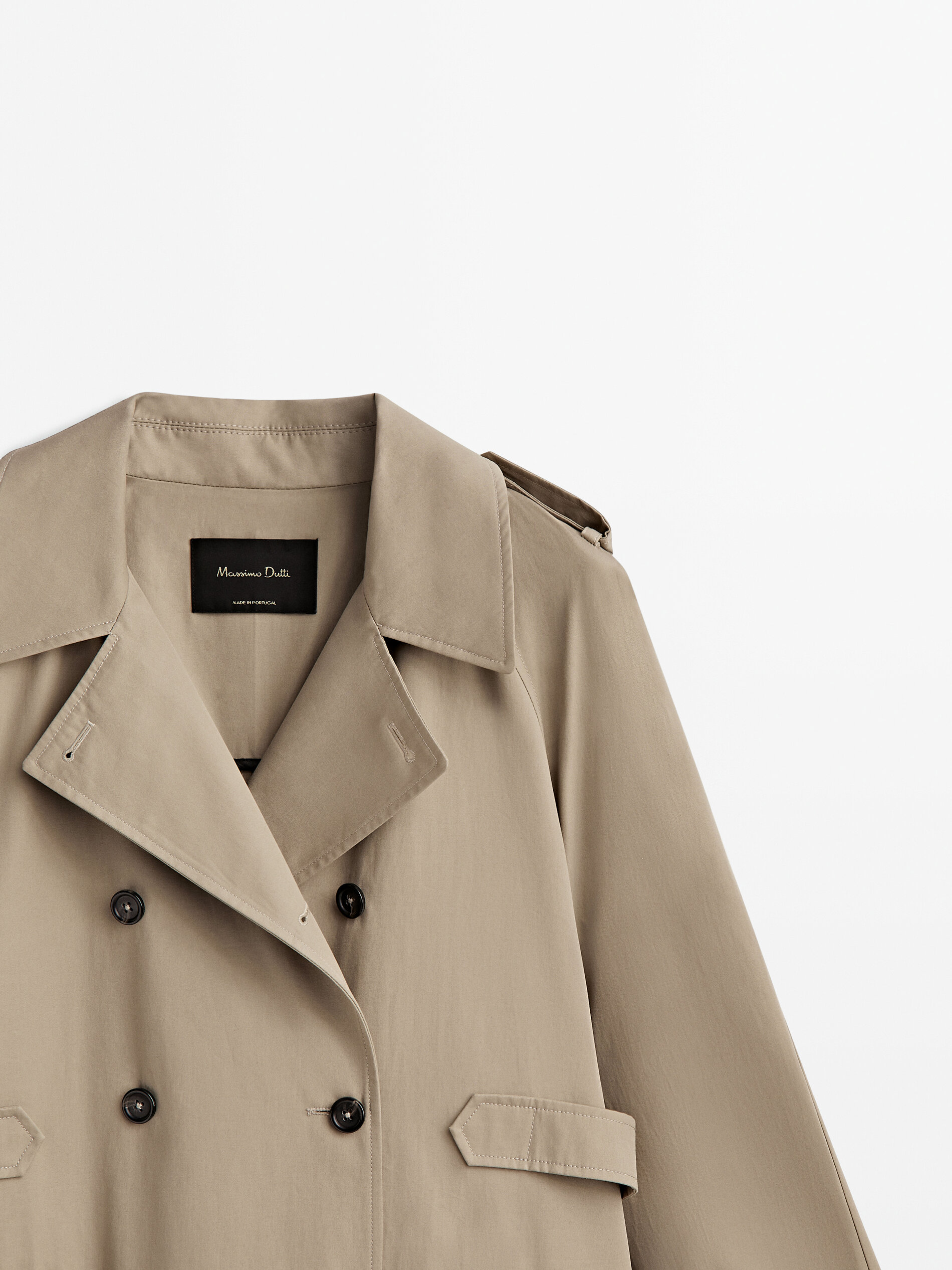 Casaco trench coat Chaqueta com detalhes em hebillas - BEGE