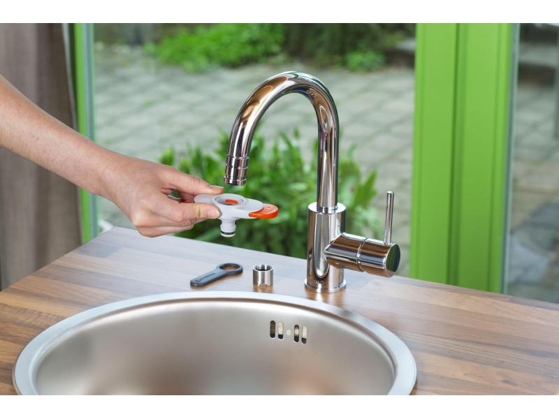 GARDENA Hahnverbinder M 24/M 22 für Indoor-Wasserhähne Hahnverbinder für Indoor-Wasserhähne