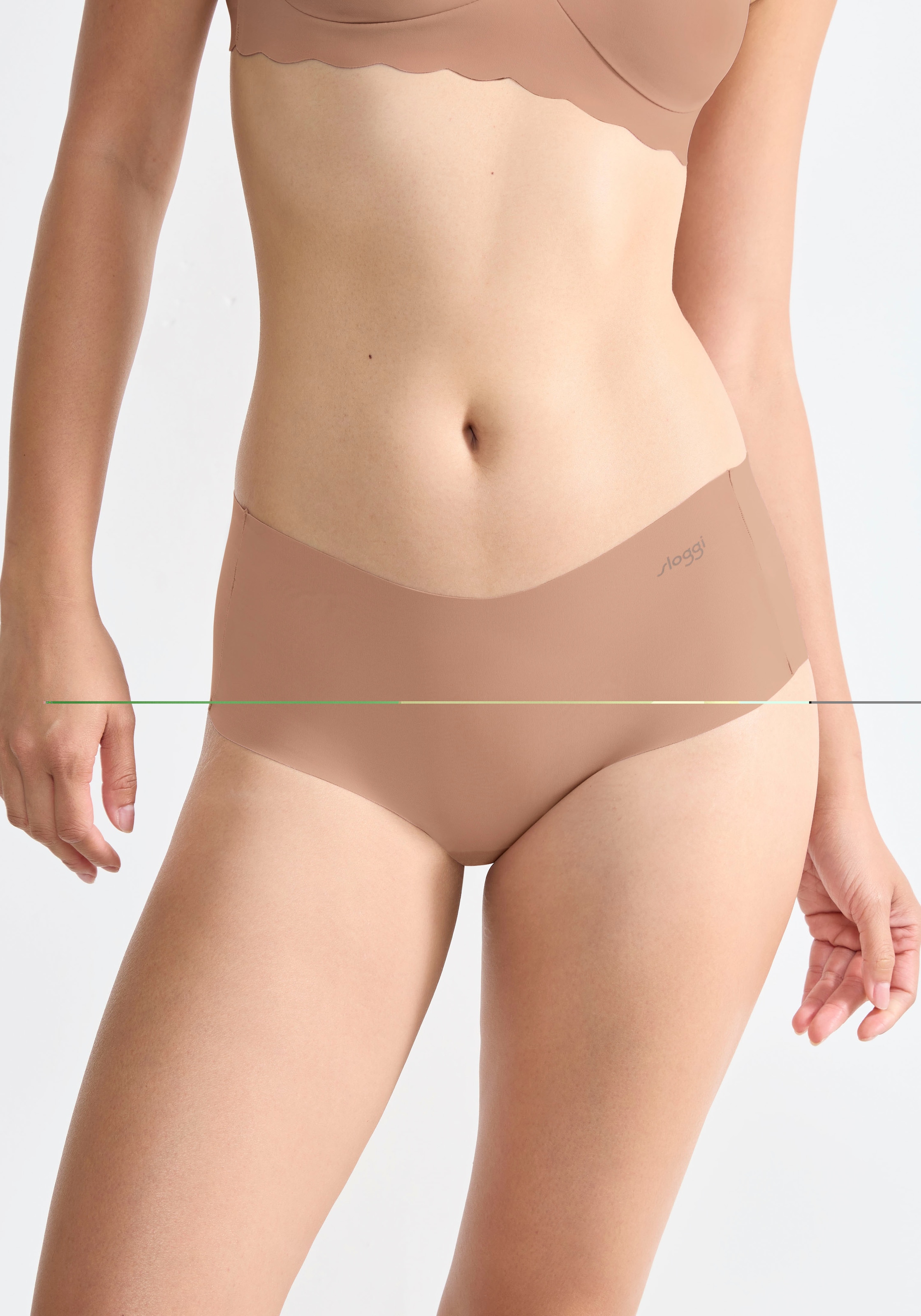 sloggi Panty »ZERO Microfibre 2.0«, nahtlos, ultraleicht, flache Abschlüsse, feminin