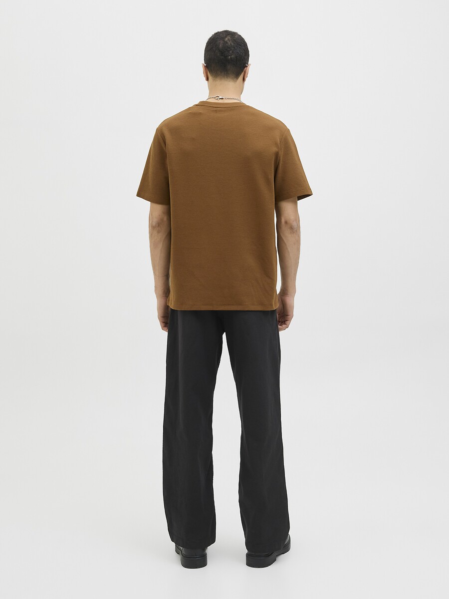 JACK & JONES<br>Camiseta estruturada de manga curta