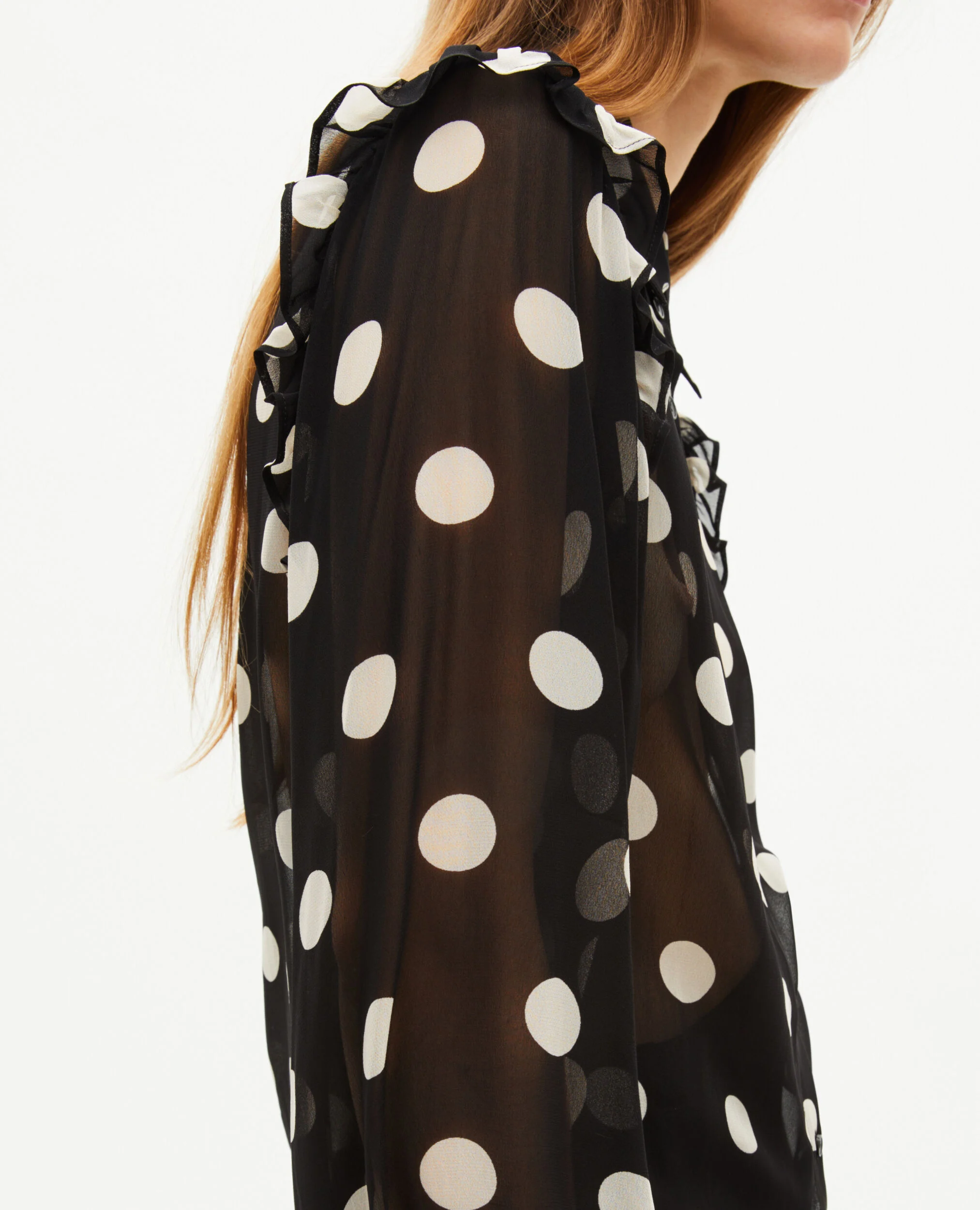 Chemise à pois noire