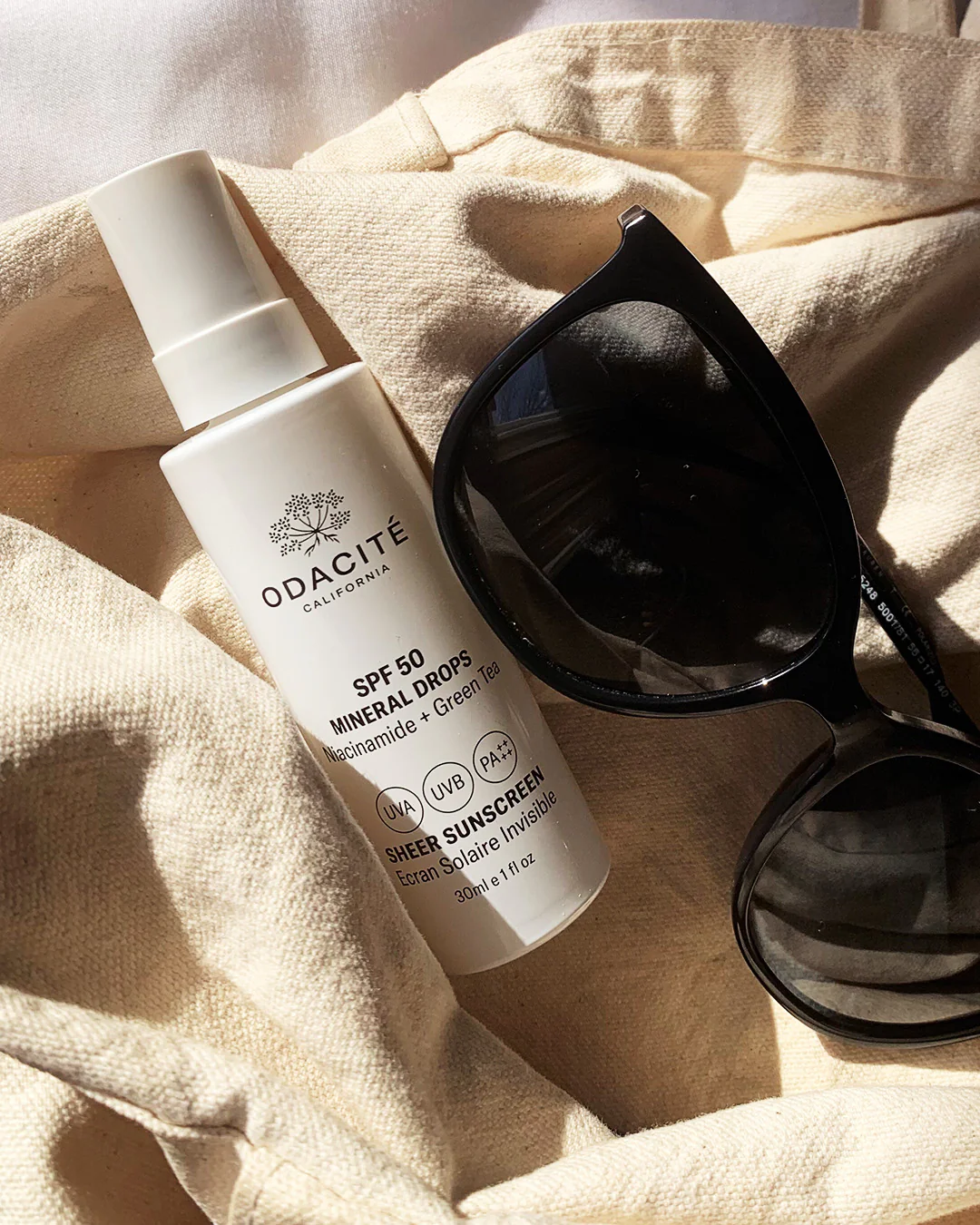 Odacité SPF50 Mineral Drops Niacinamide + Green Tea Écran Solaire Invisible