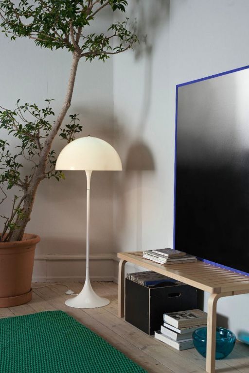 Louis Poulsen Panthella vloerlamp Ø50