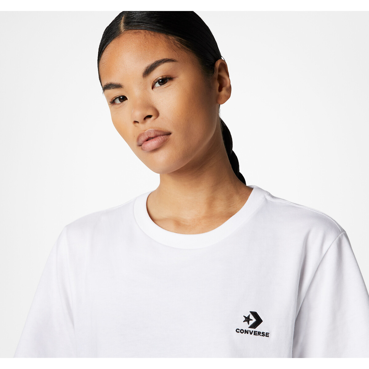 CONVERSE<br>Camiseta unissex, manga curta, com estampa de estrela e chevron