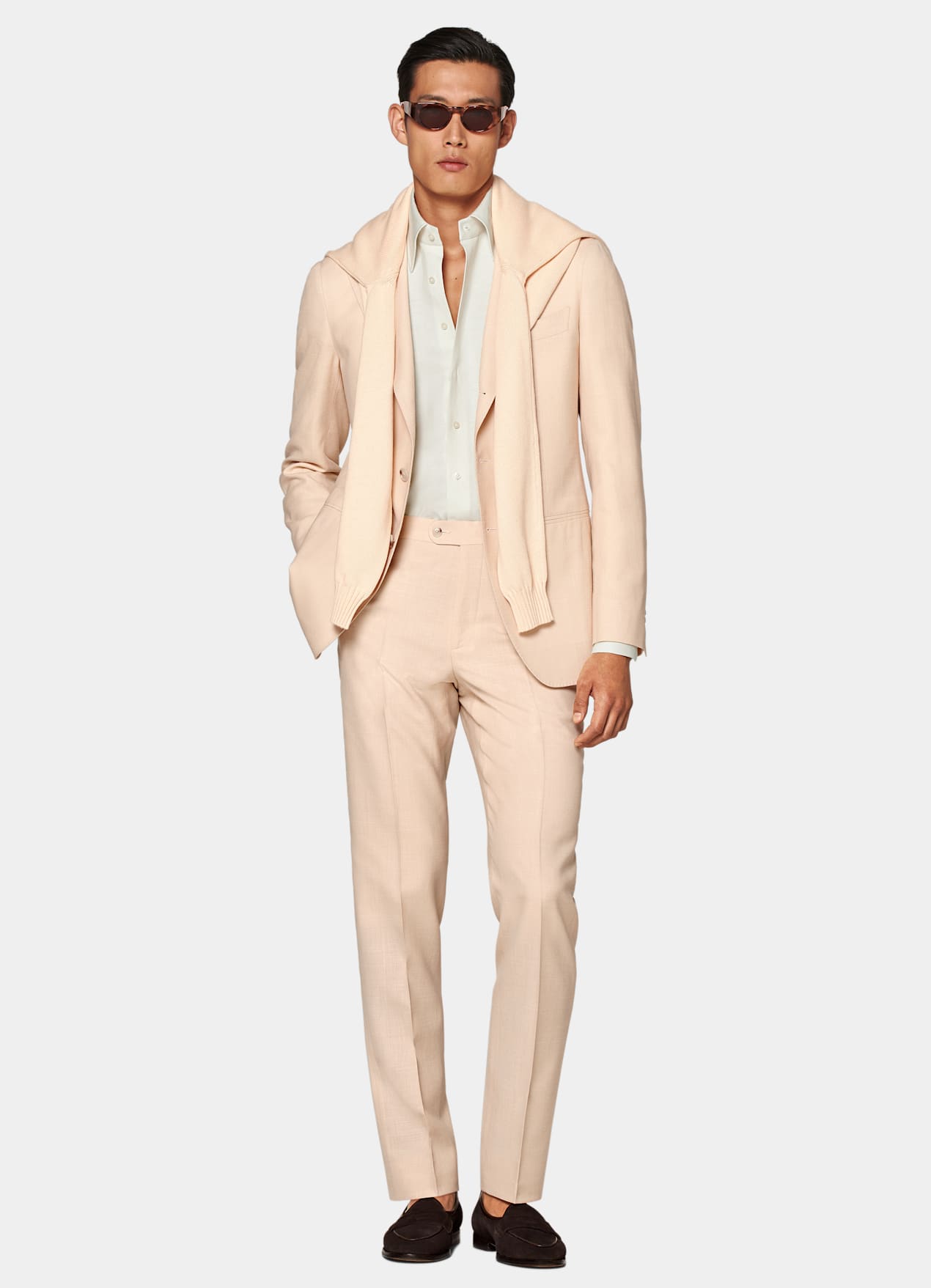 Costume Havana coupe Tailored rose clair
