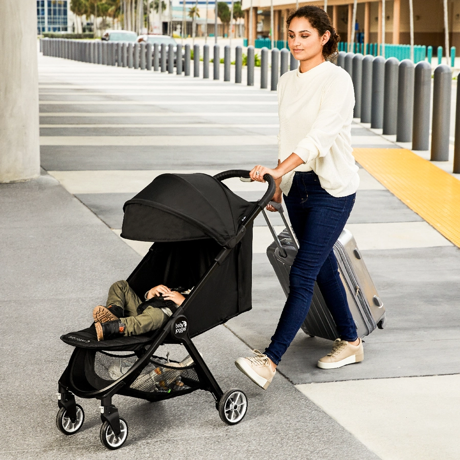 baby jogger Buggy City Tour 2 Shadow Grey inklusive Sicherheitsbügel und Wetterschutz
