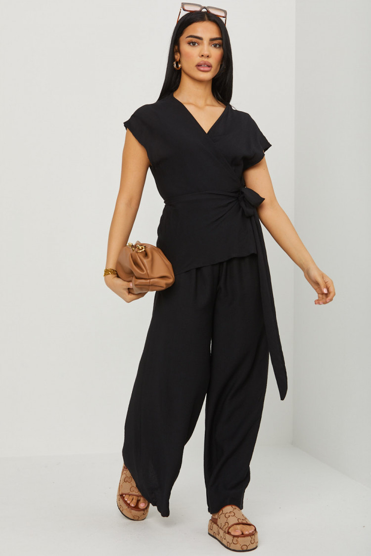 Combinaison pantalon noire décolleté croisé a noué