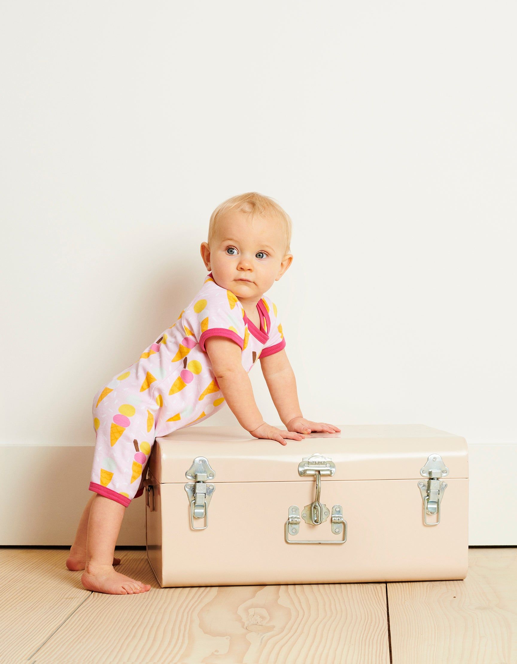 Toby Tiger Sommer Strampler mit Eis Print