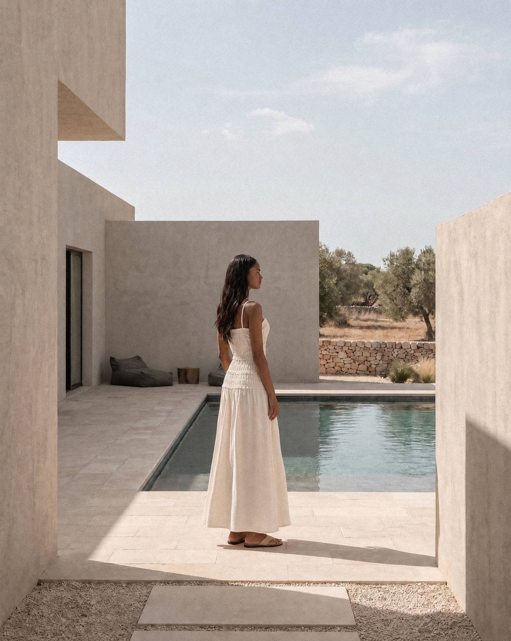 Crème Robe Longue Aspect Lin À Bretelles Avec Détails Froncés