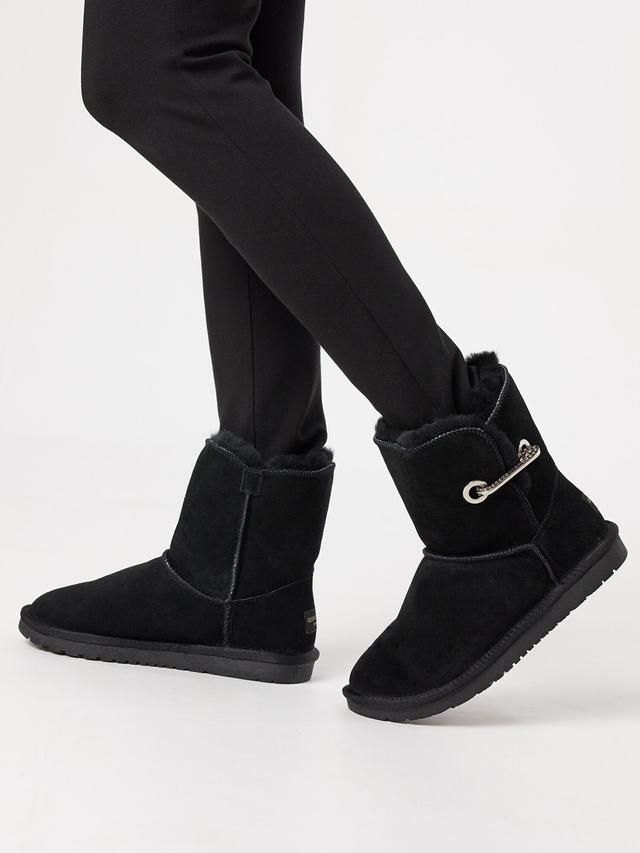 Lammfellstiefel