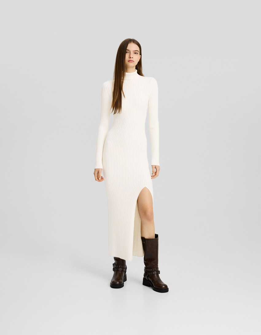 Vestido midi de malha canelada com gola alta
