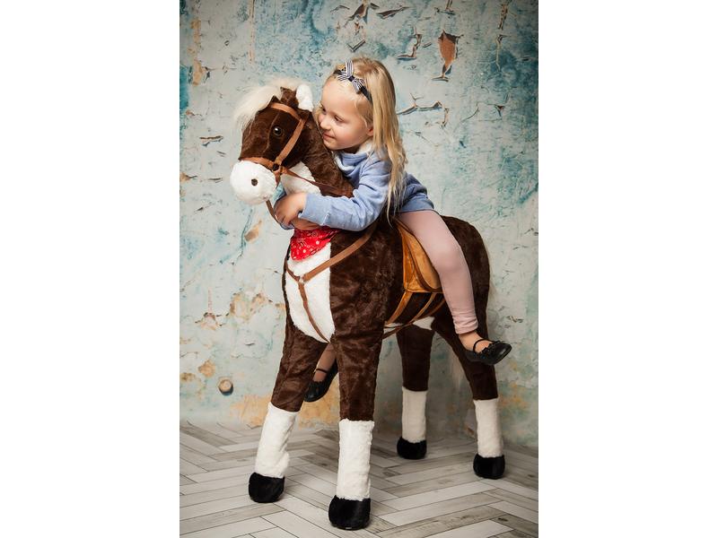 Knorrtoys Stehpferd XXL «Winnie» Braun Spielpferd zum Reiten